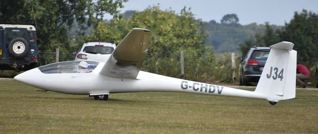 G-CHDV — Glider