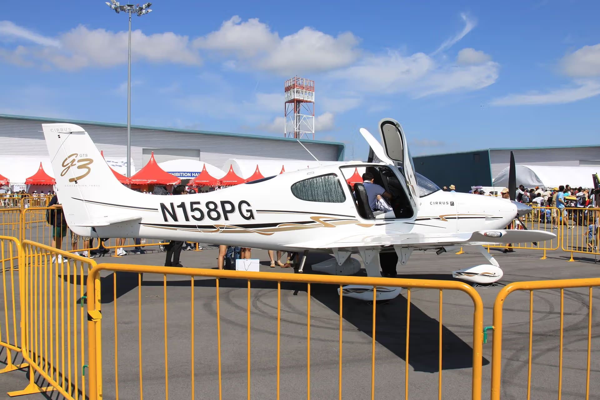 N158PG — Cirrus