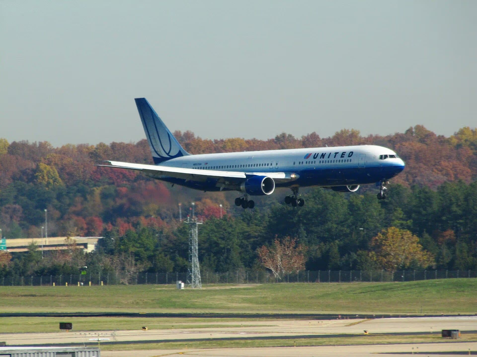 N657UA — Boeing
