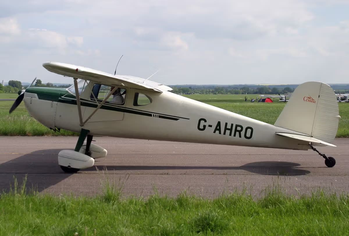 G-AHRO — Cessna