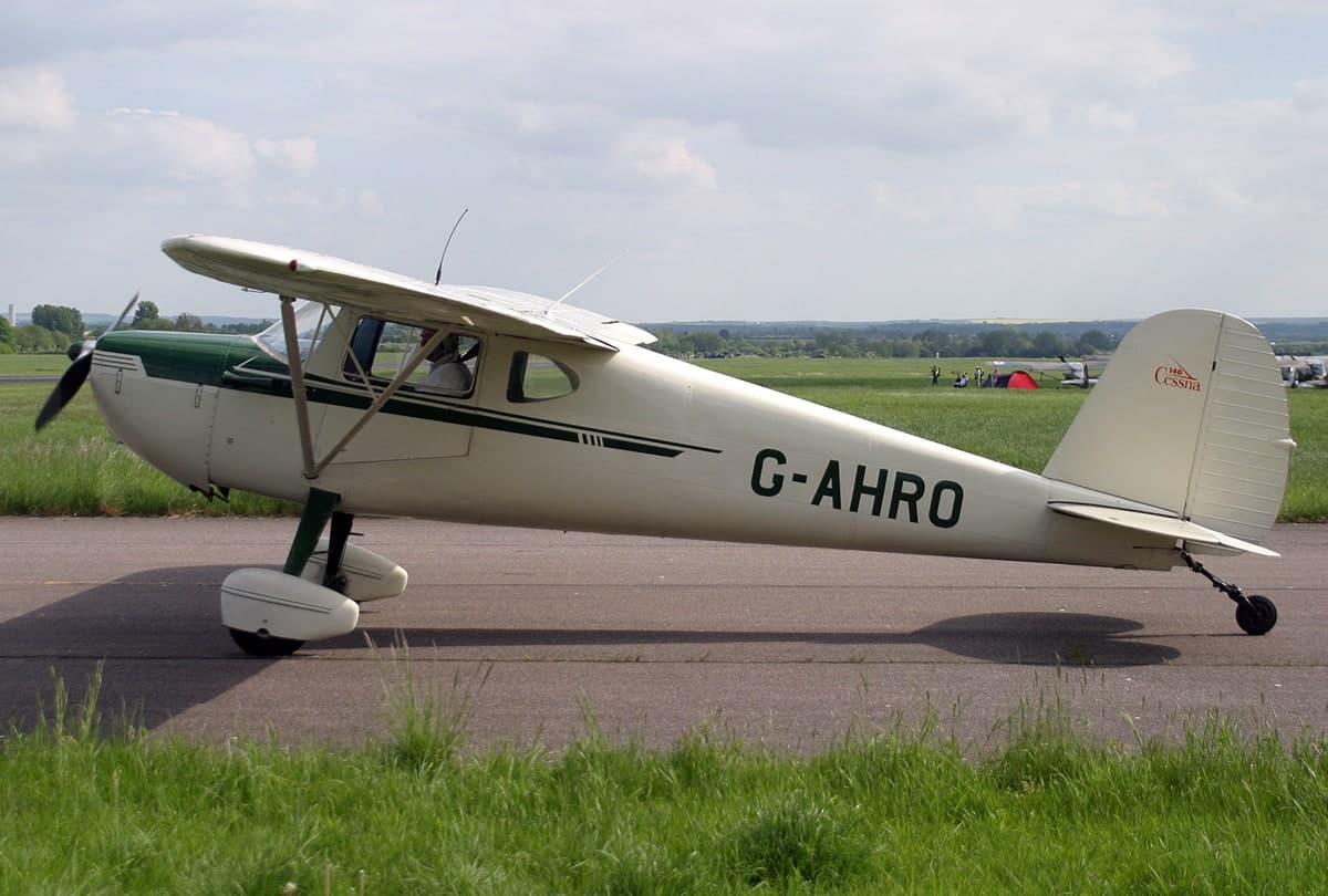 G-AHRO — Cessna