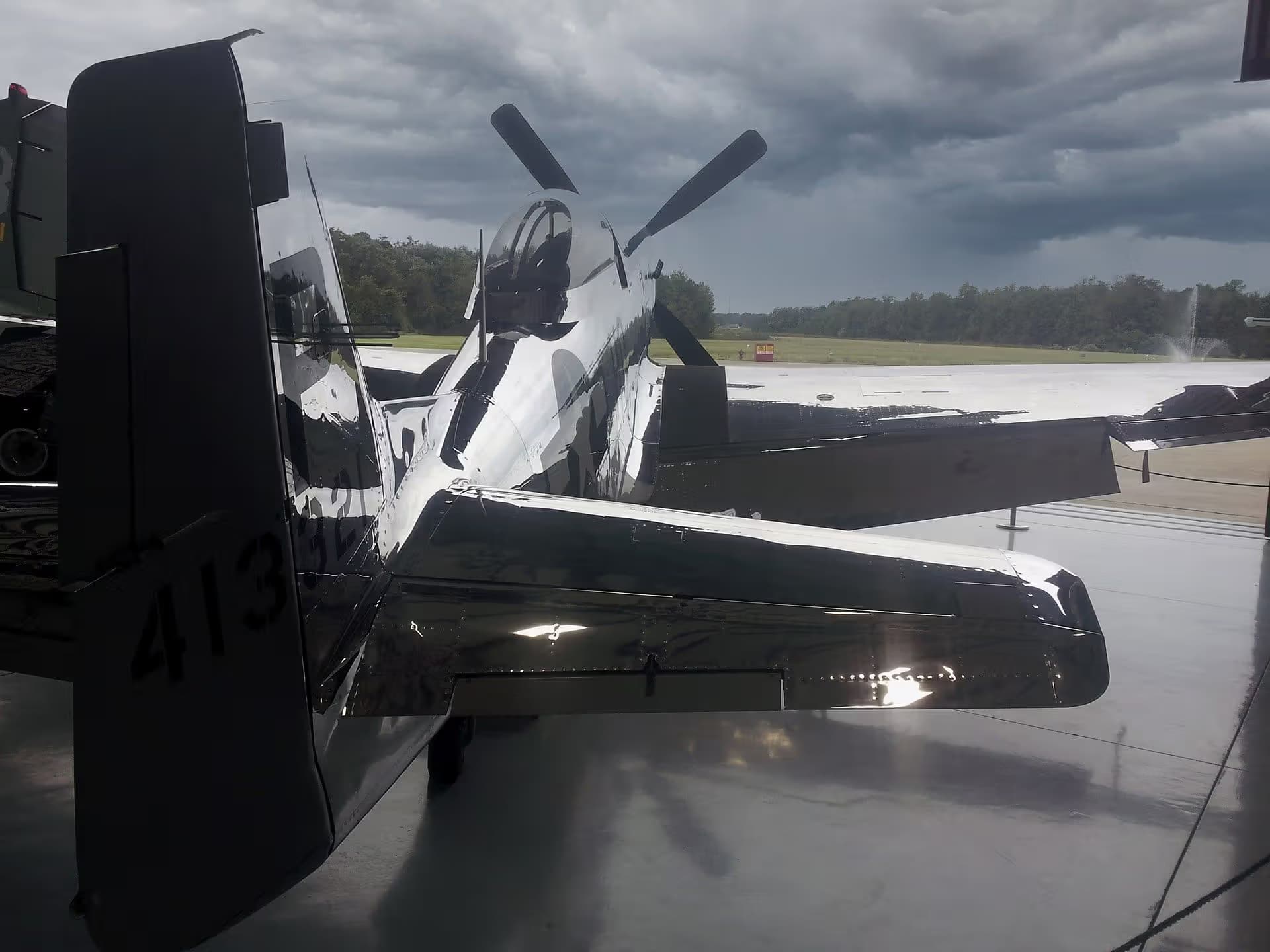 N921 — Warbird