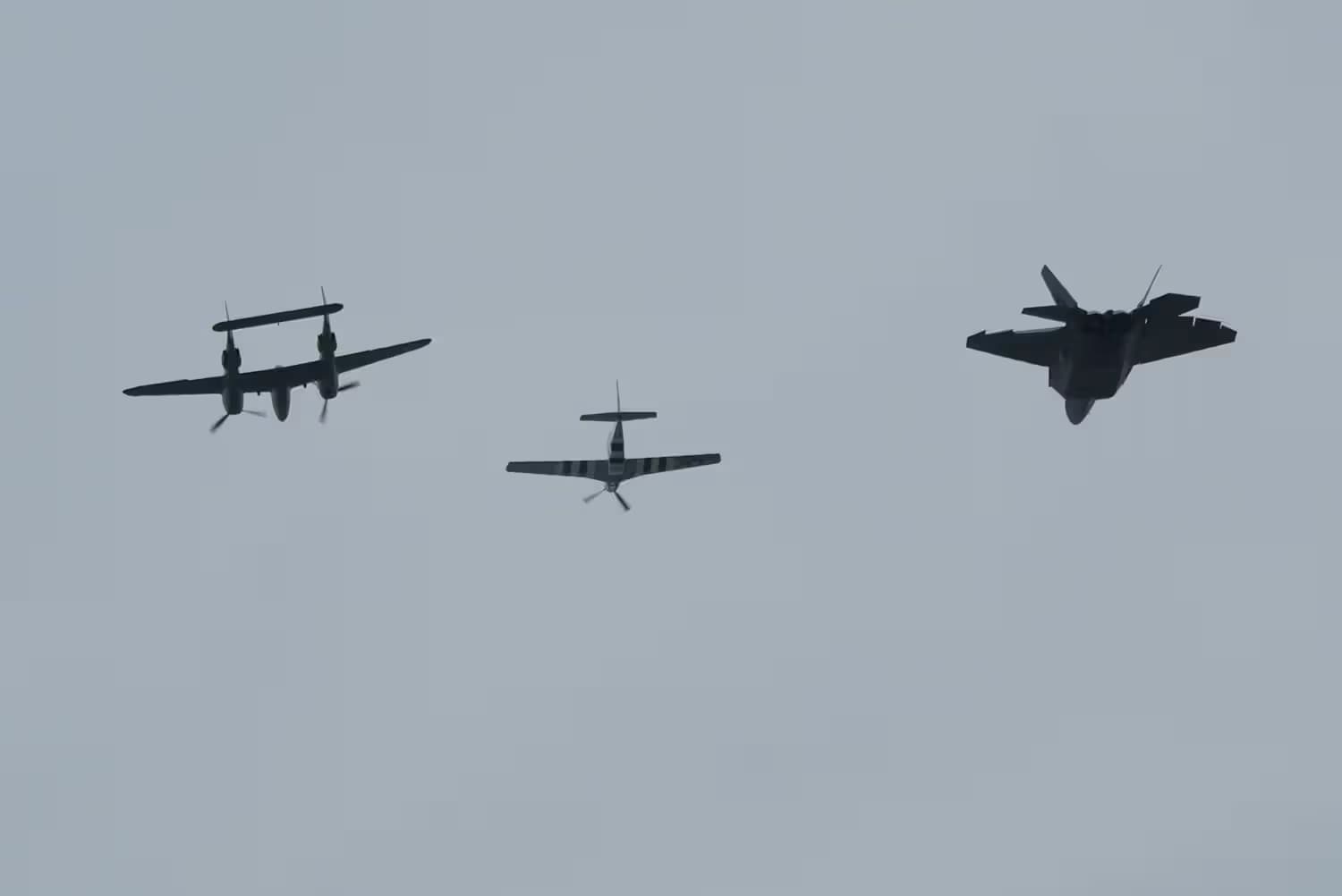 Unidentified — Warbird