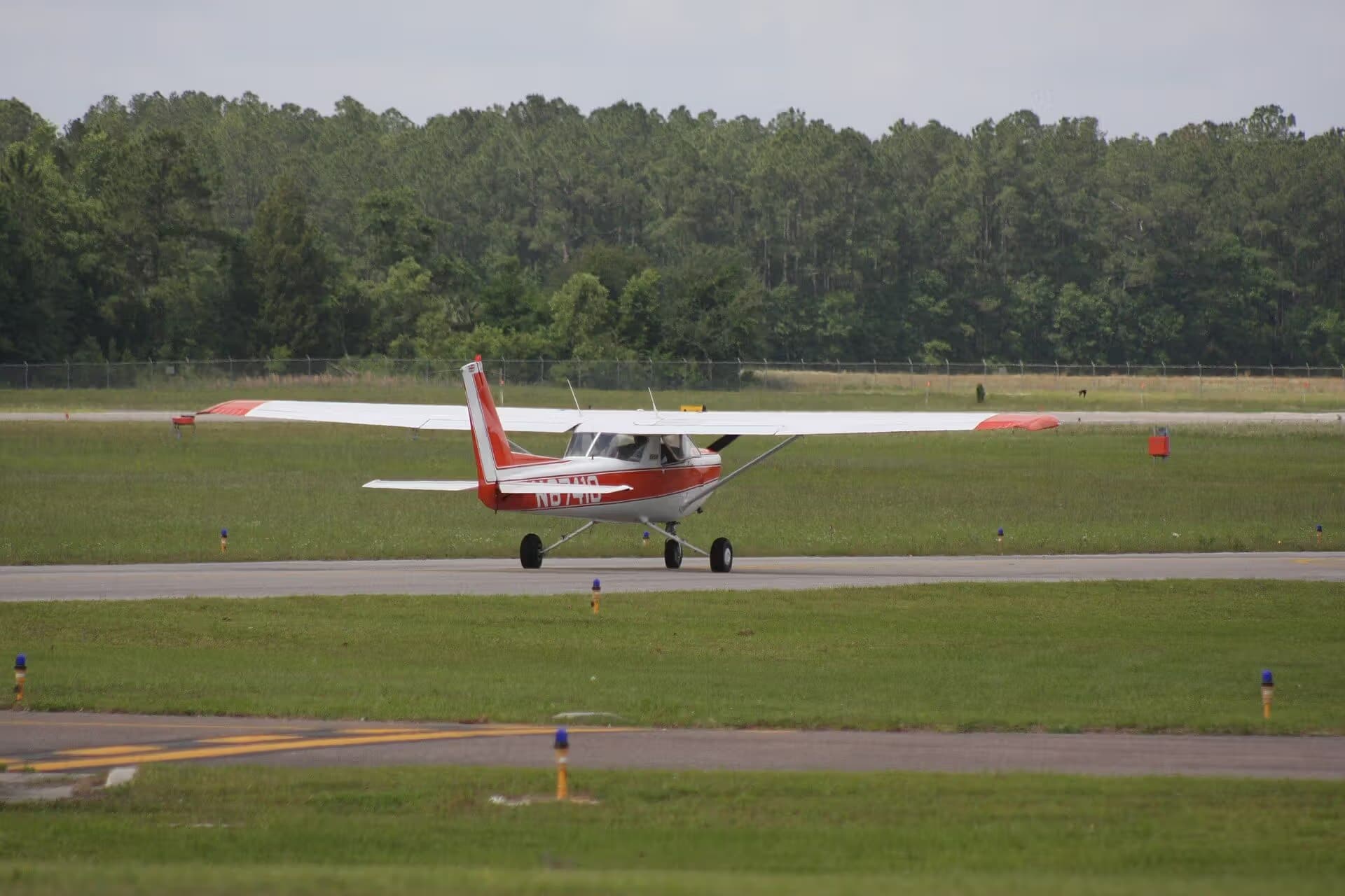 N67410 — Single-engine aircraft