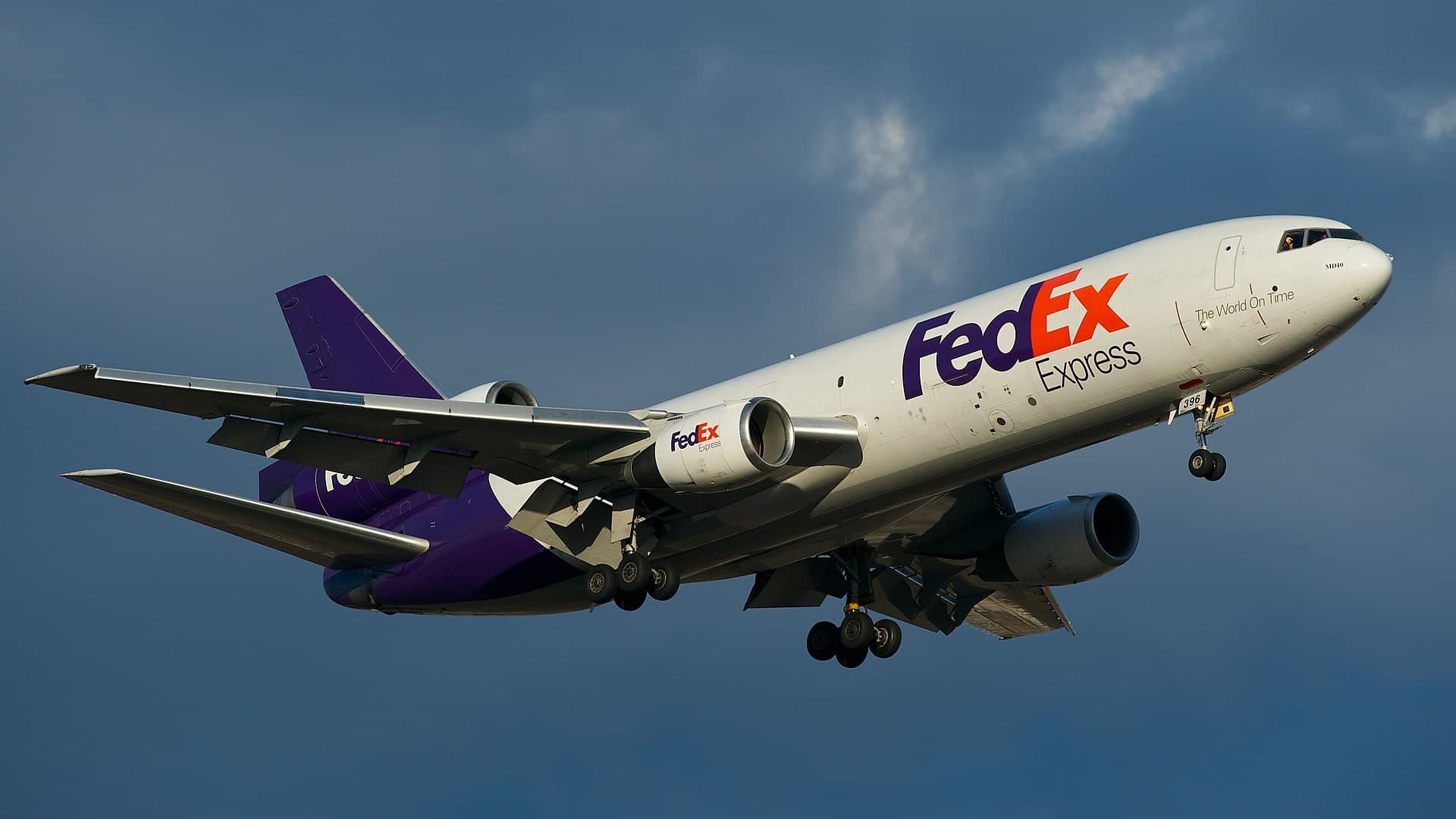 N396FE — Douglas