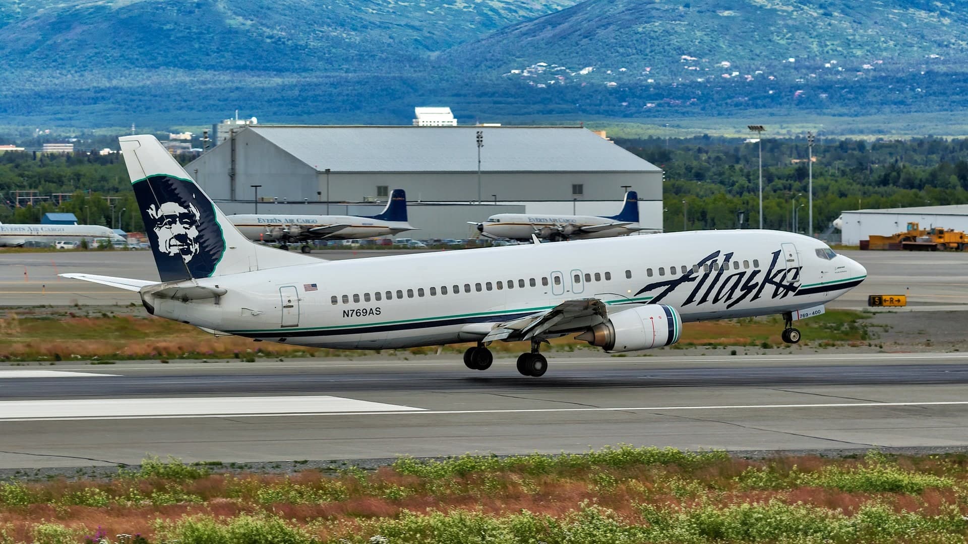 N769AS — Boeing