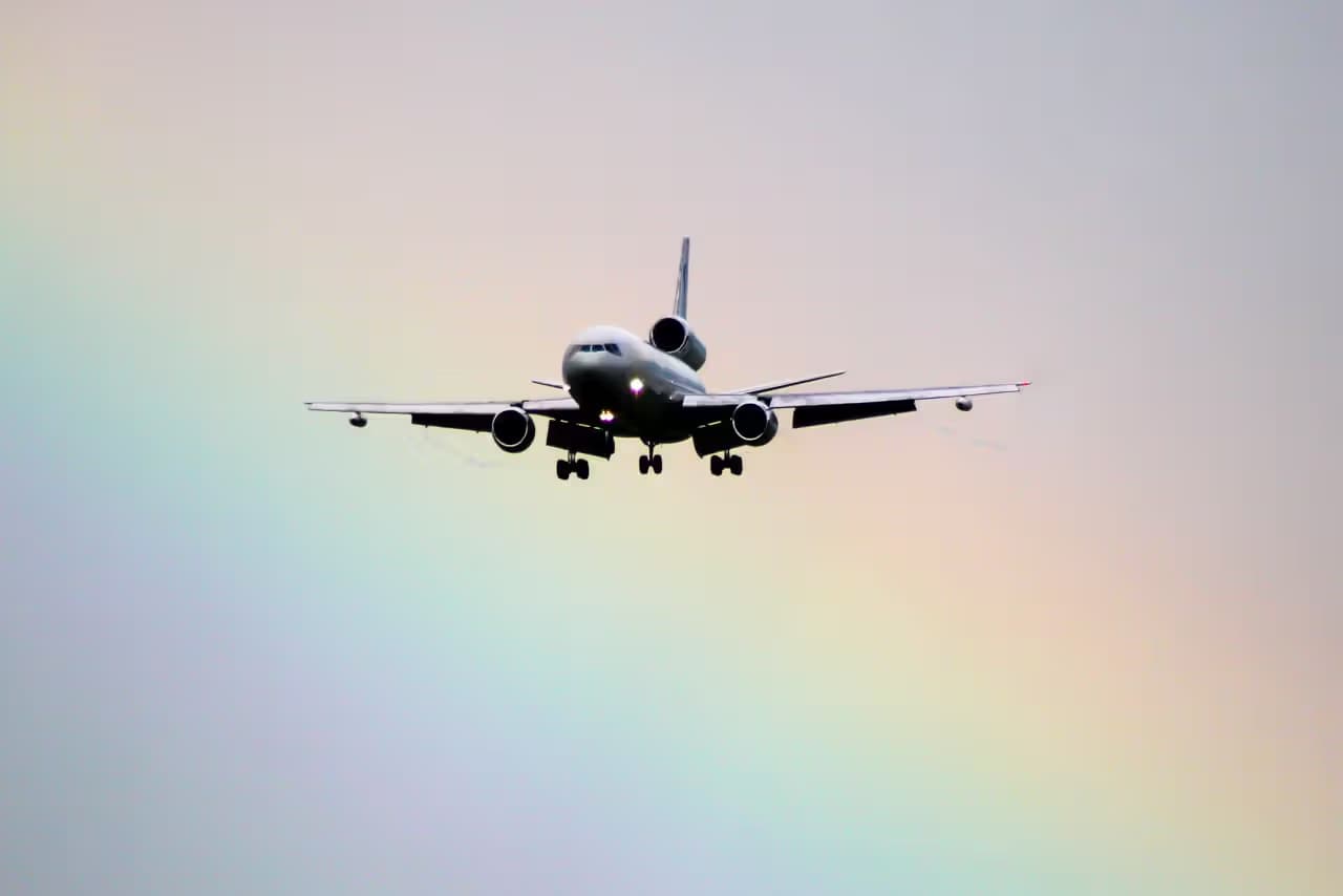 N974VV — Douglas