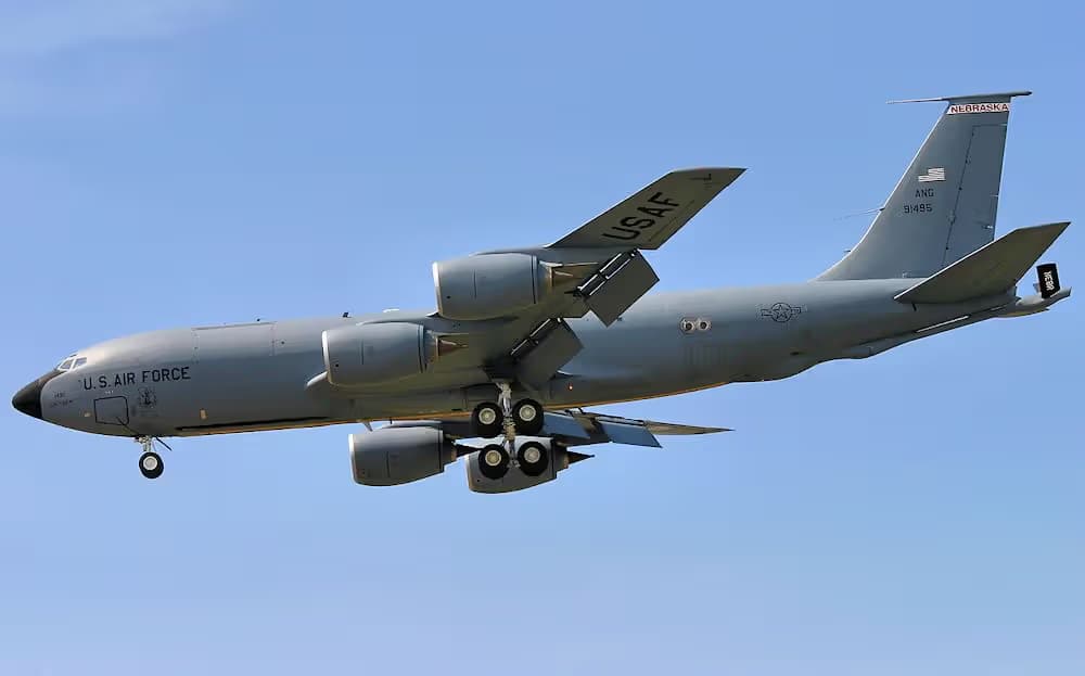 Unidentified — Boeing