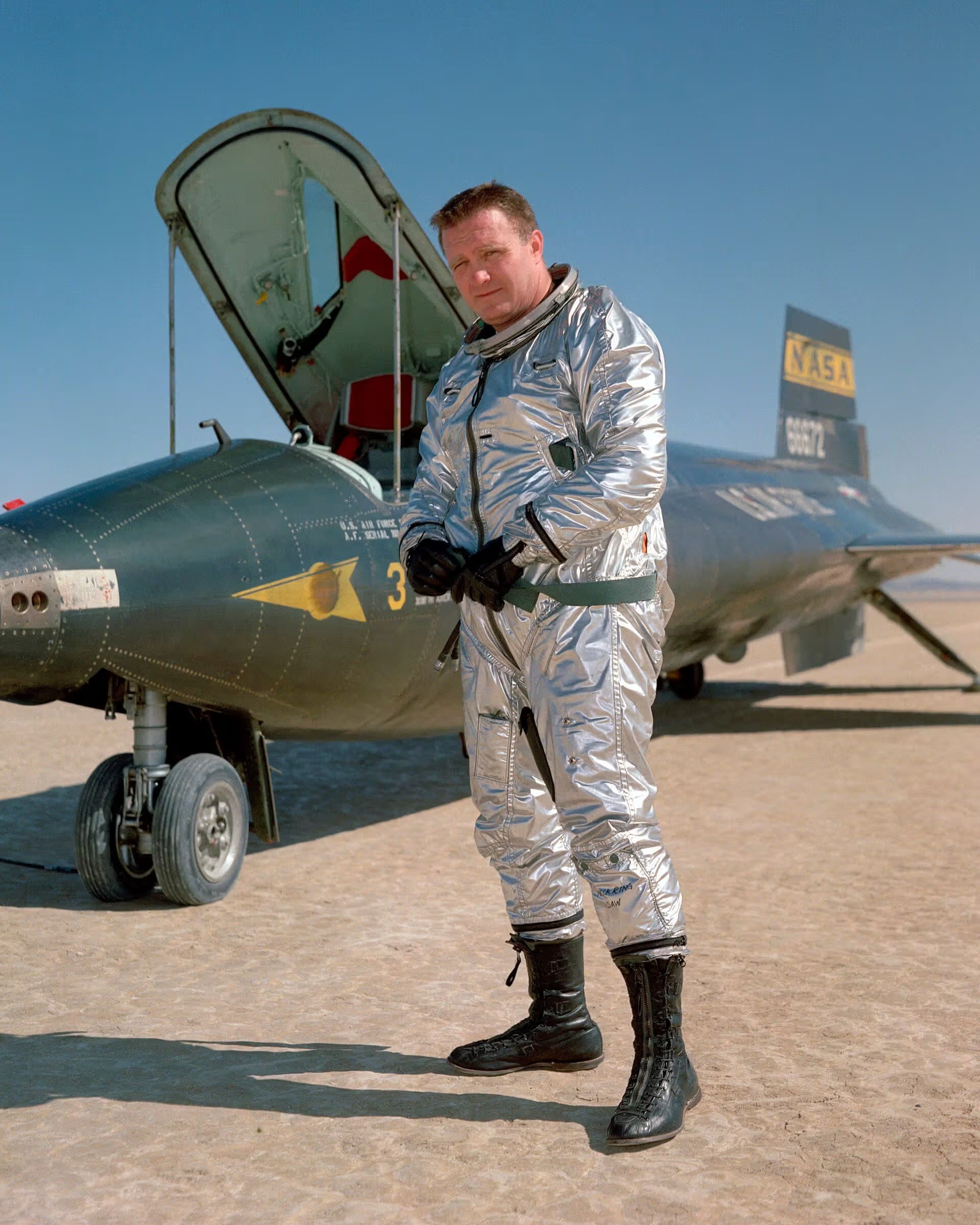 Unidentified — Aircraft