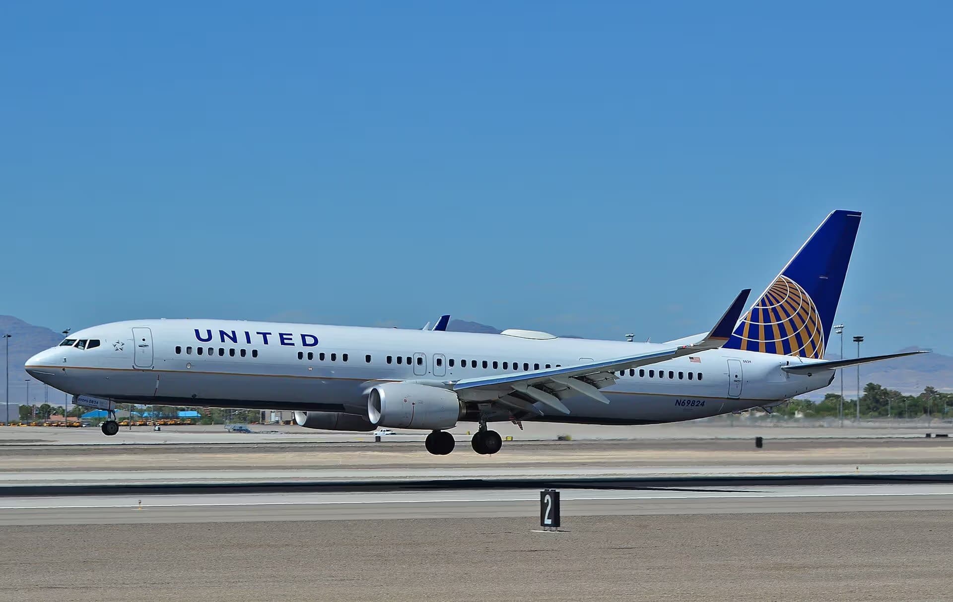 N69824 — Boeing