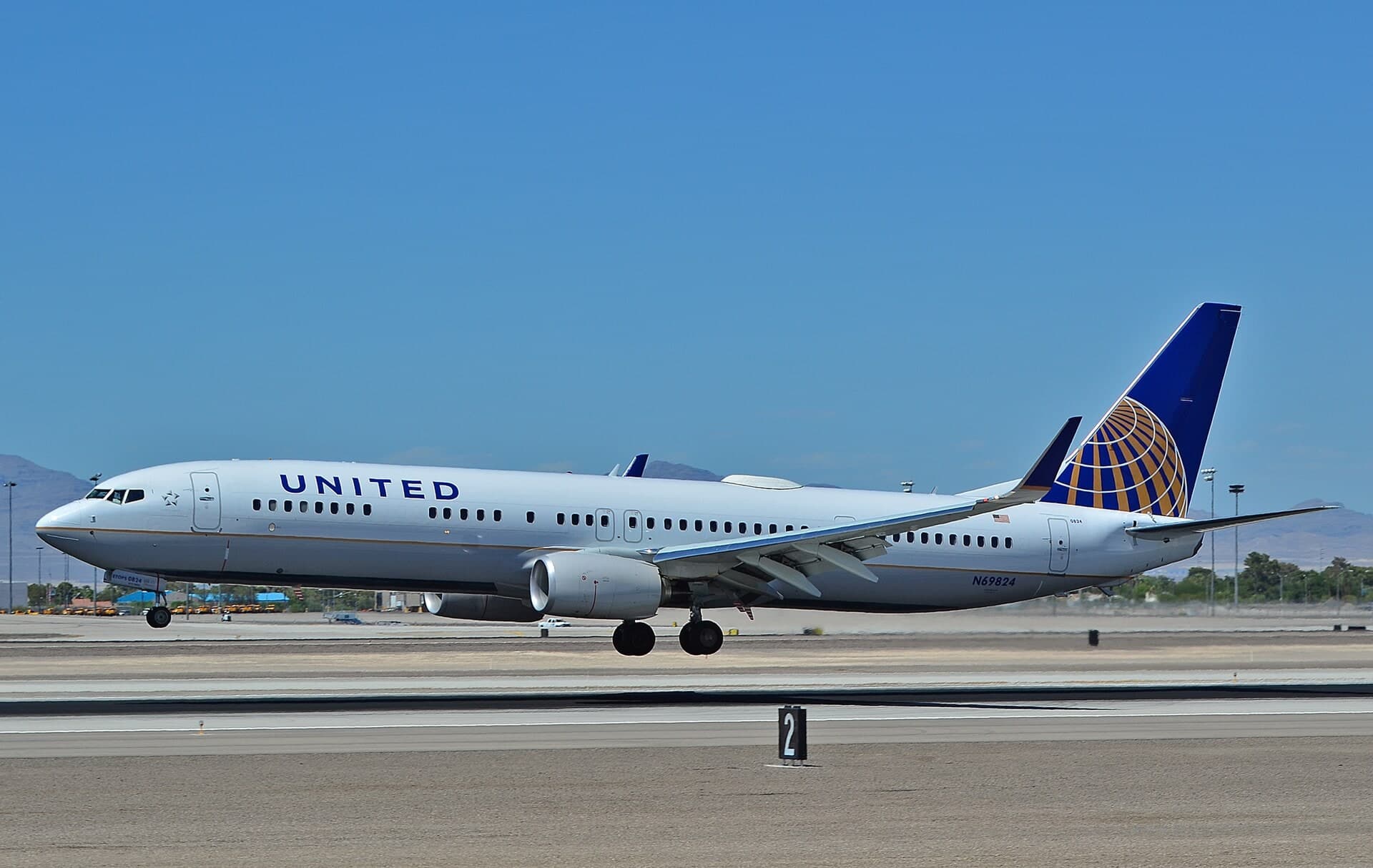 N69824 — Boeing