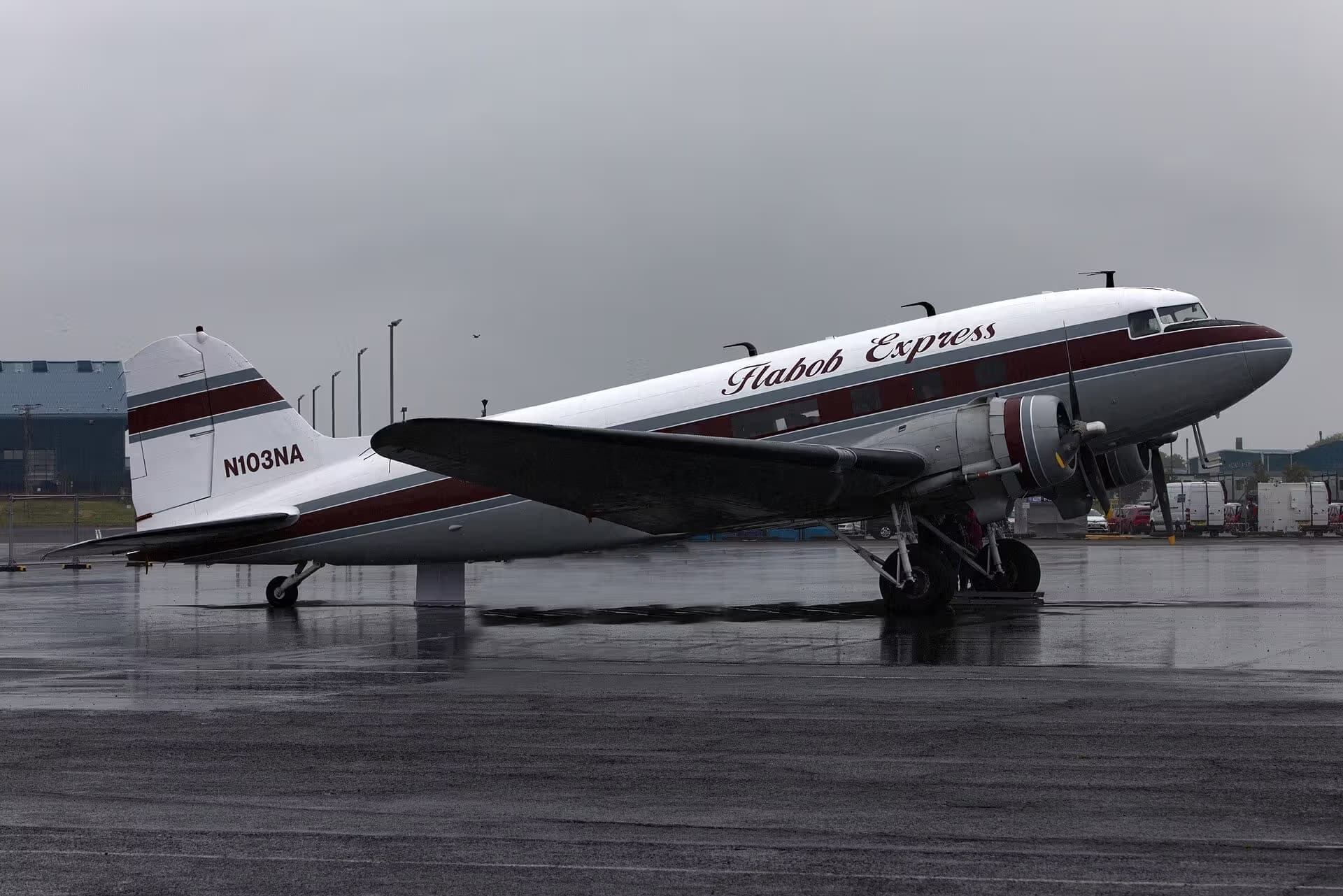 N103NA — Douglas