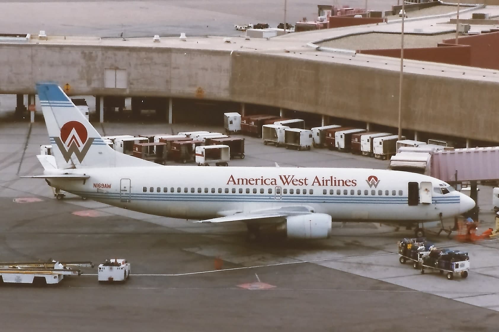 N169AW — Boeing