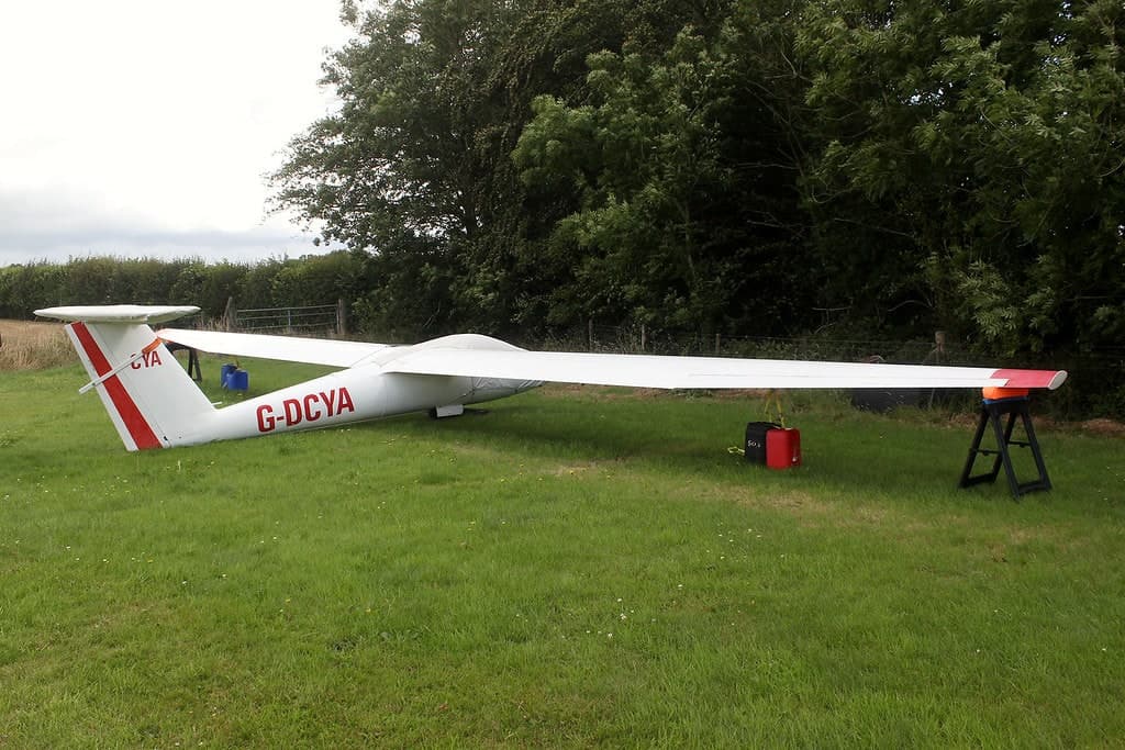 G-DCYA — Glider