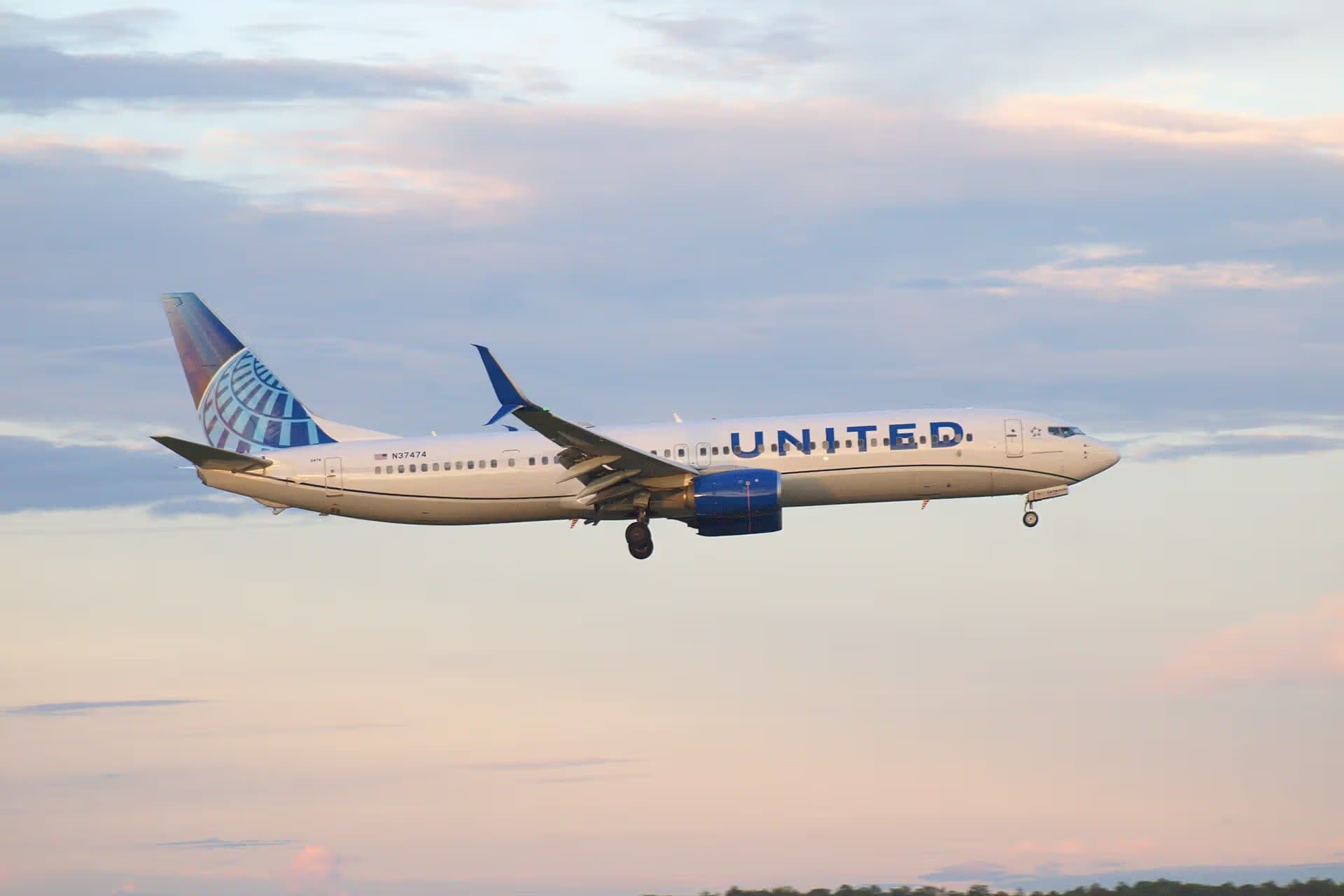 N37474 — Boeing