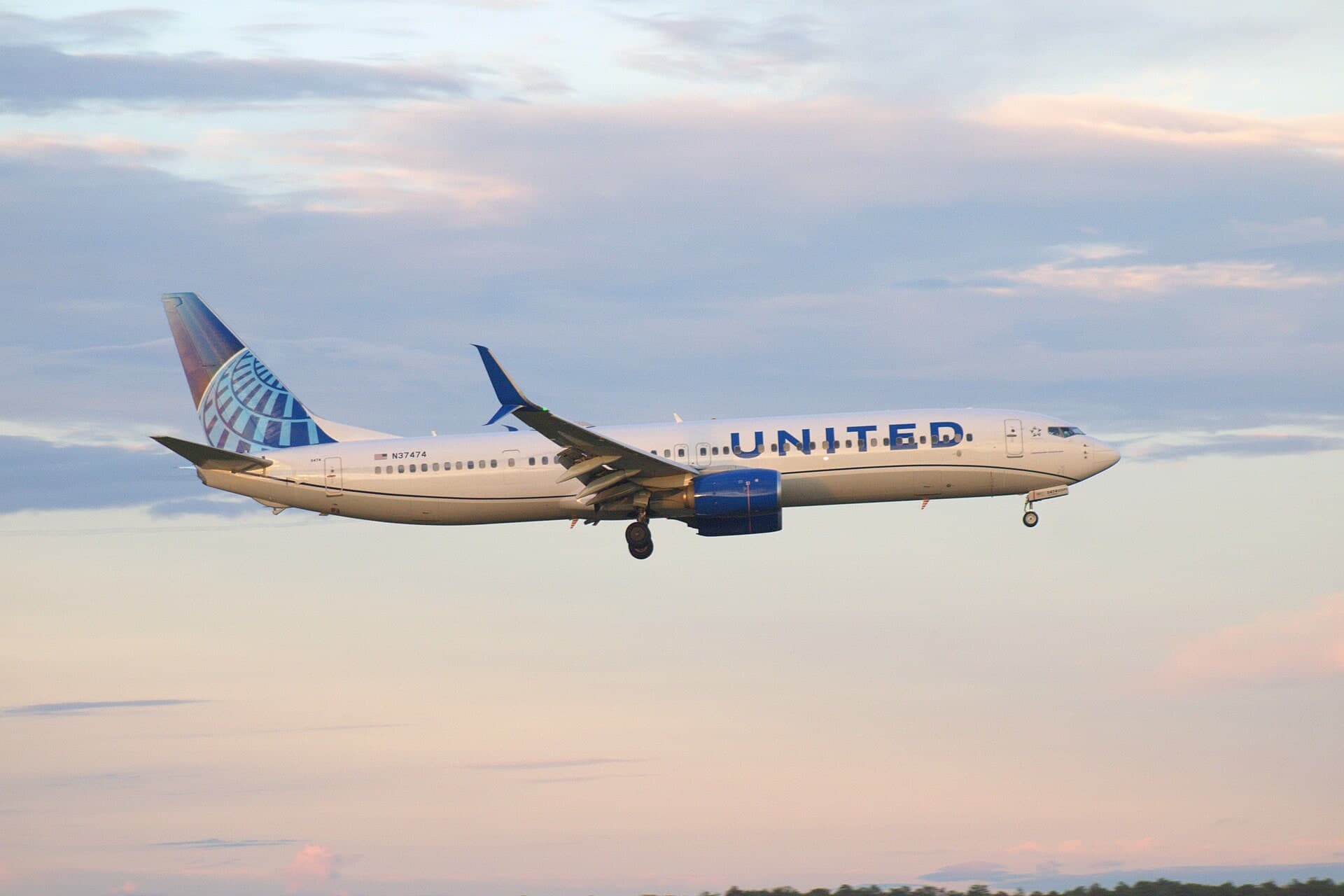 N37474 — Boeing