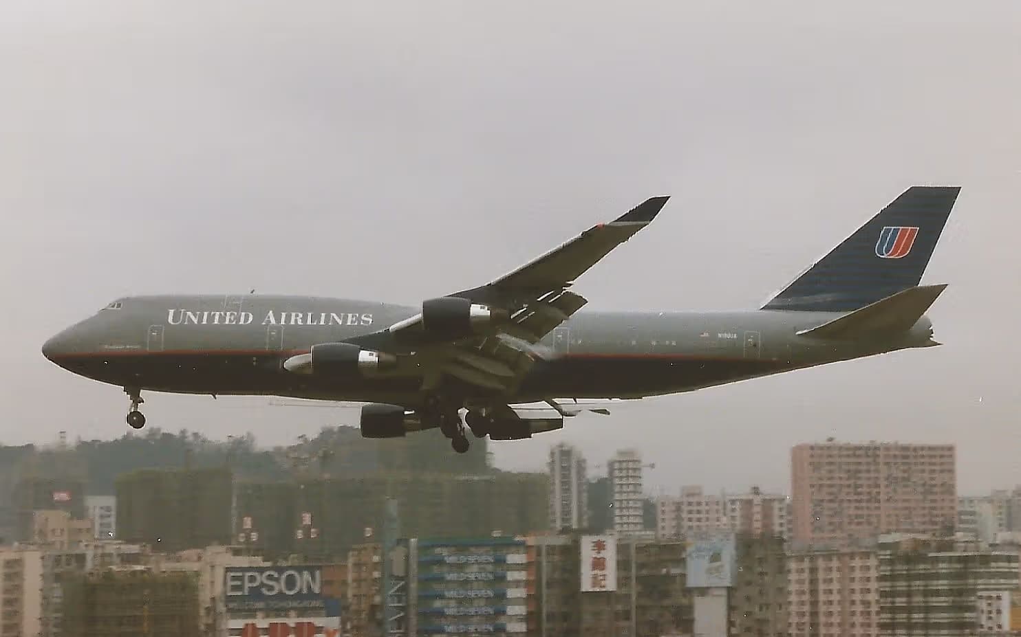 N196UA — Boeing