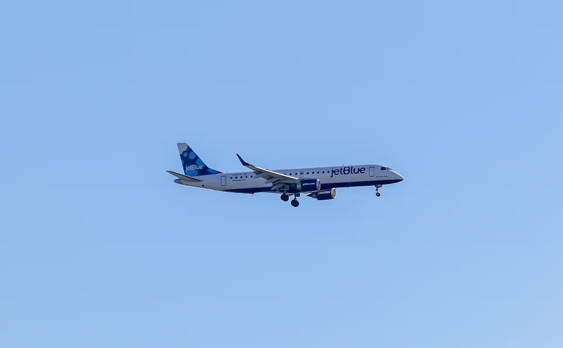 N318JB — Embraer
