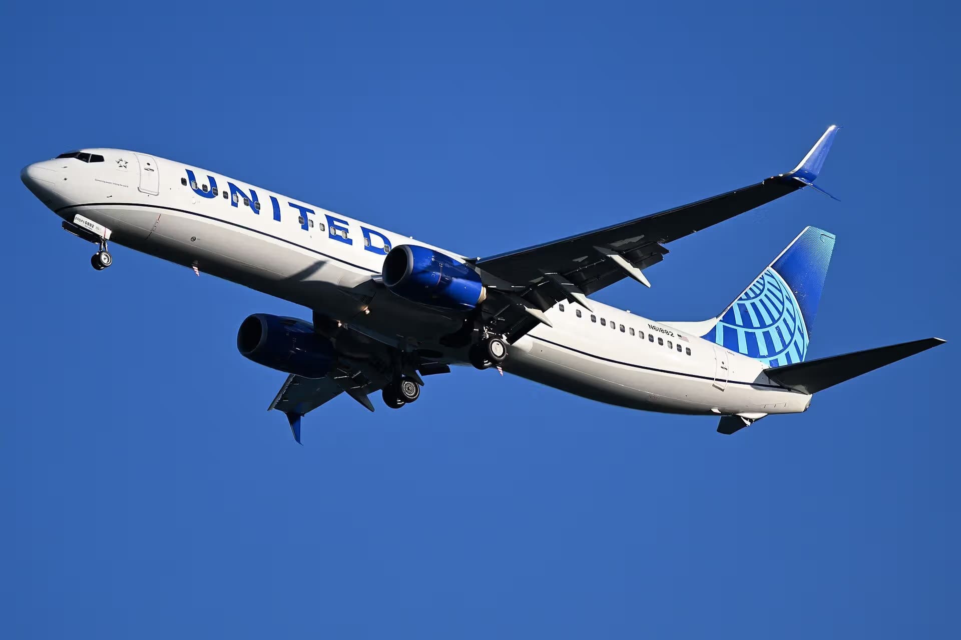 N61882 — Boeing