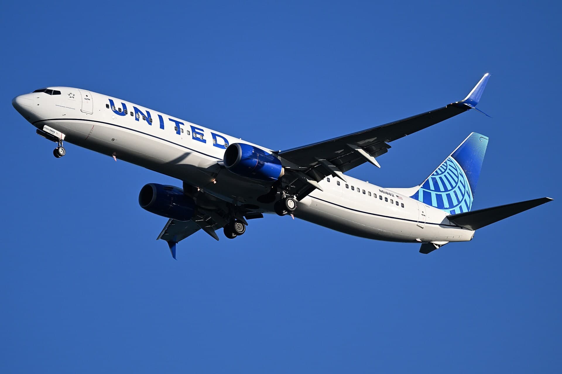 N61882 — Boeing