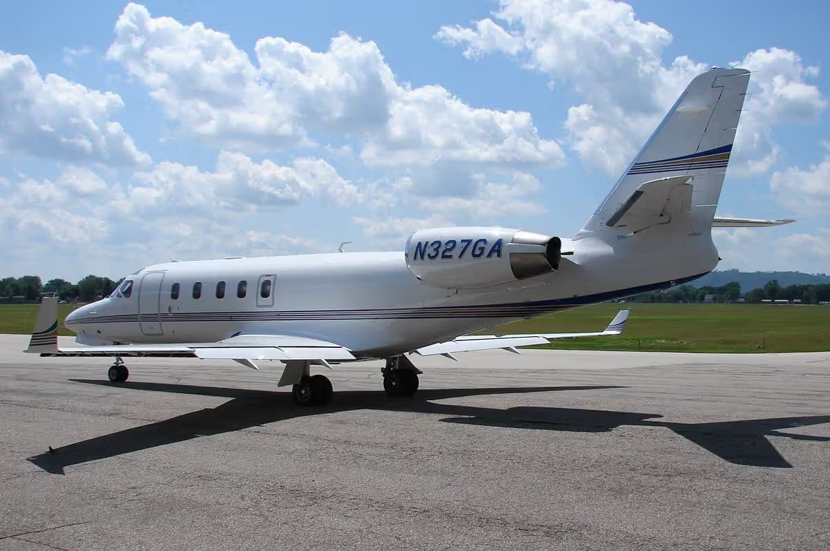 N327GA — Business jet