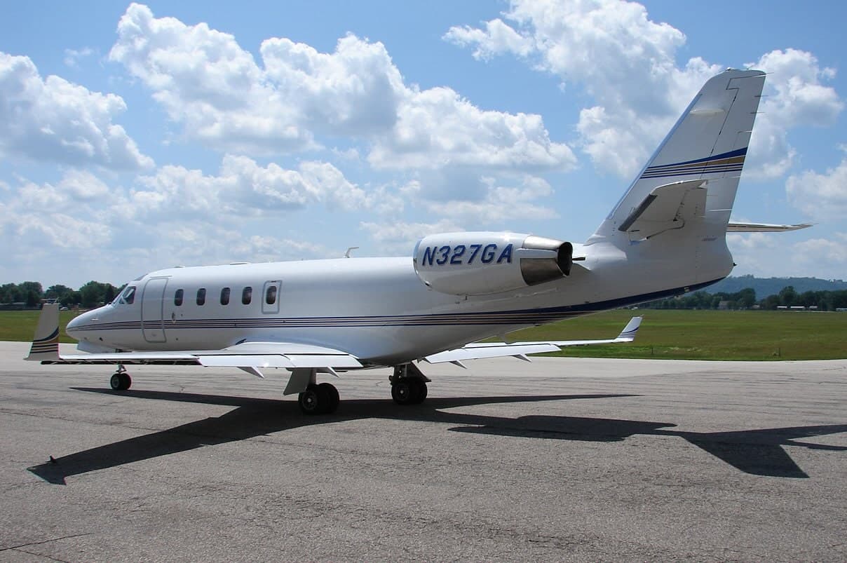 N327GA — Business jet