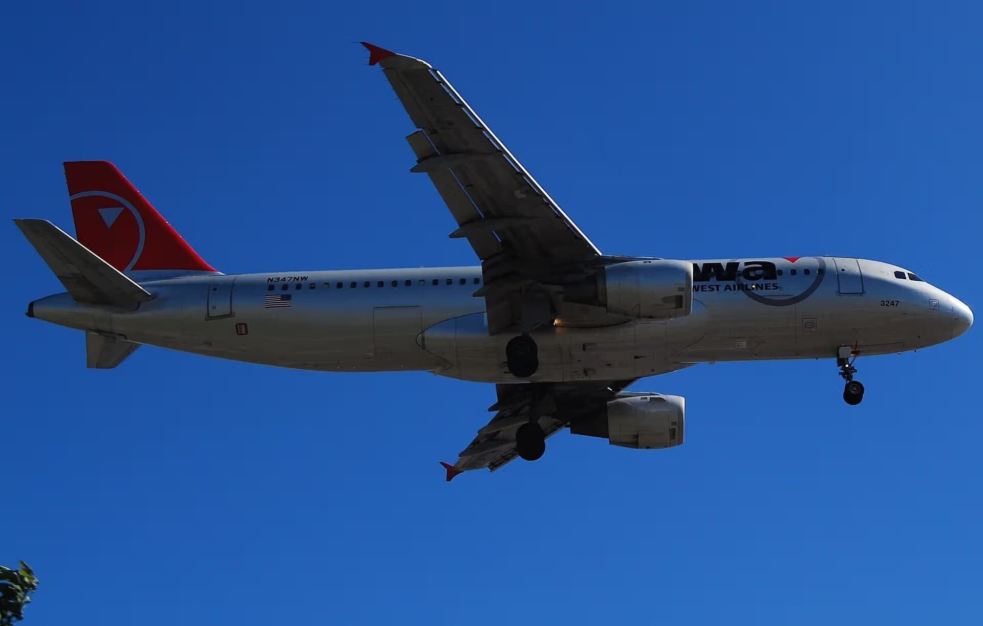 N347NW — Airbus