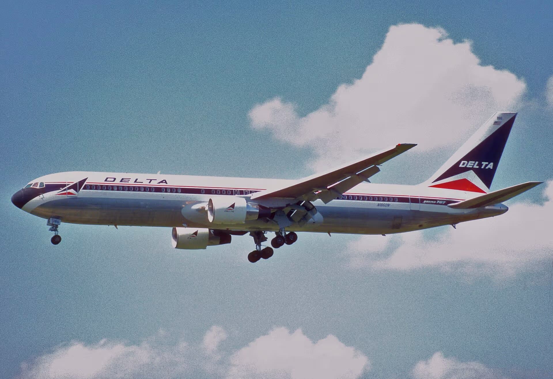 N186DN — Boeing