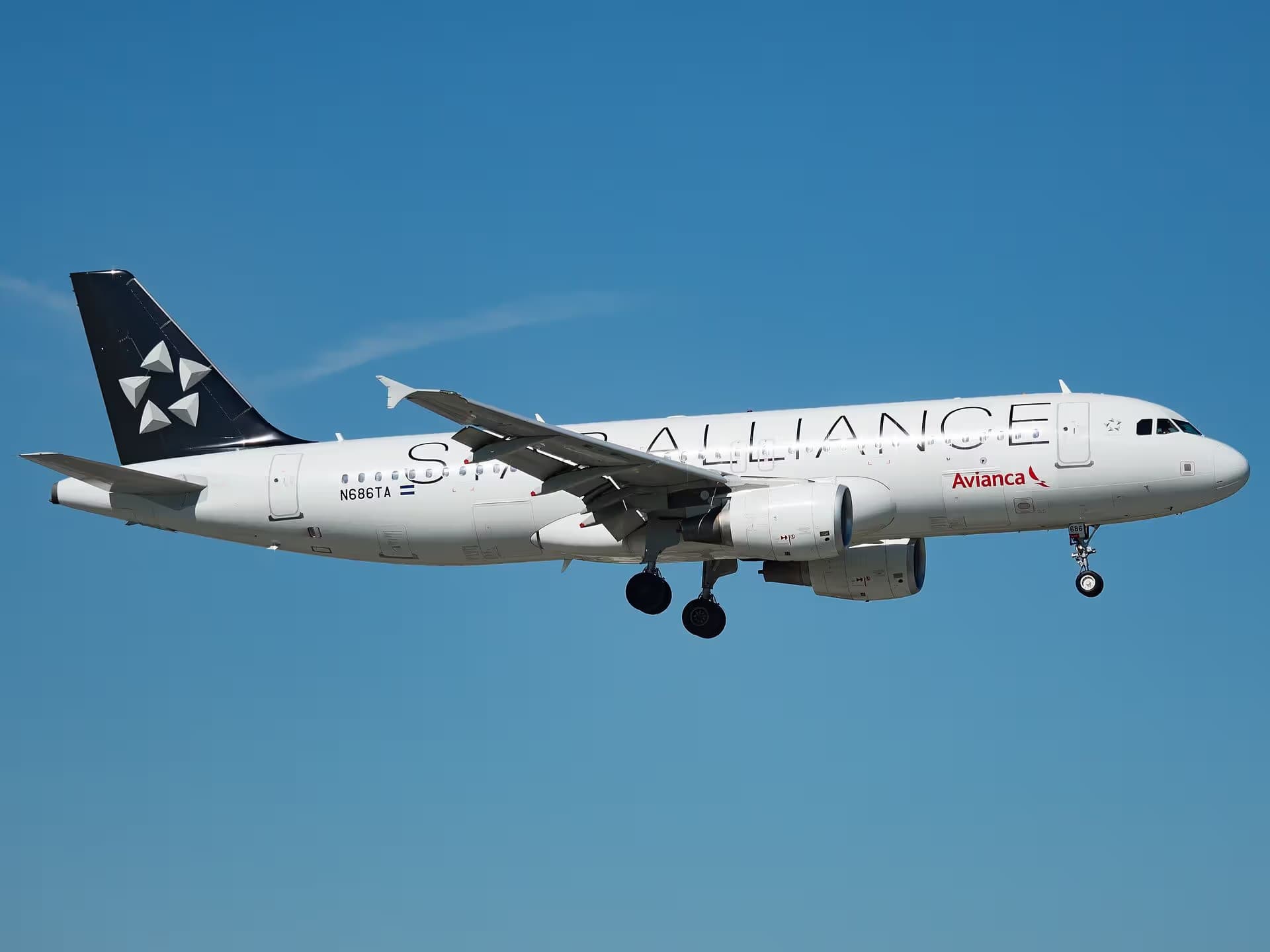N686TA — Airbus at Miami International Airport