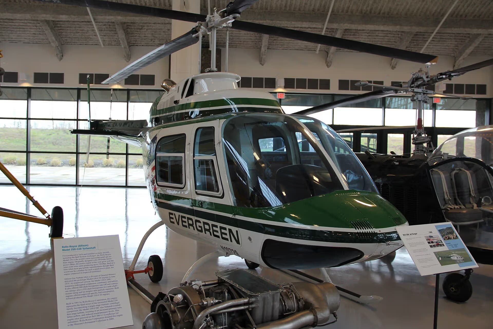 N10729 — Helicopter
