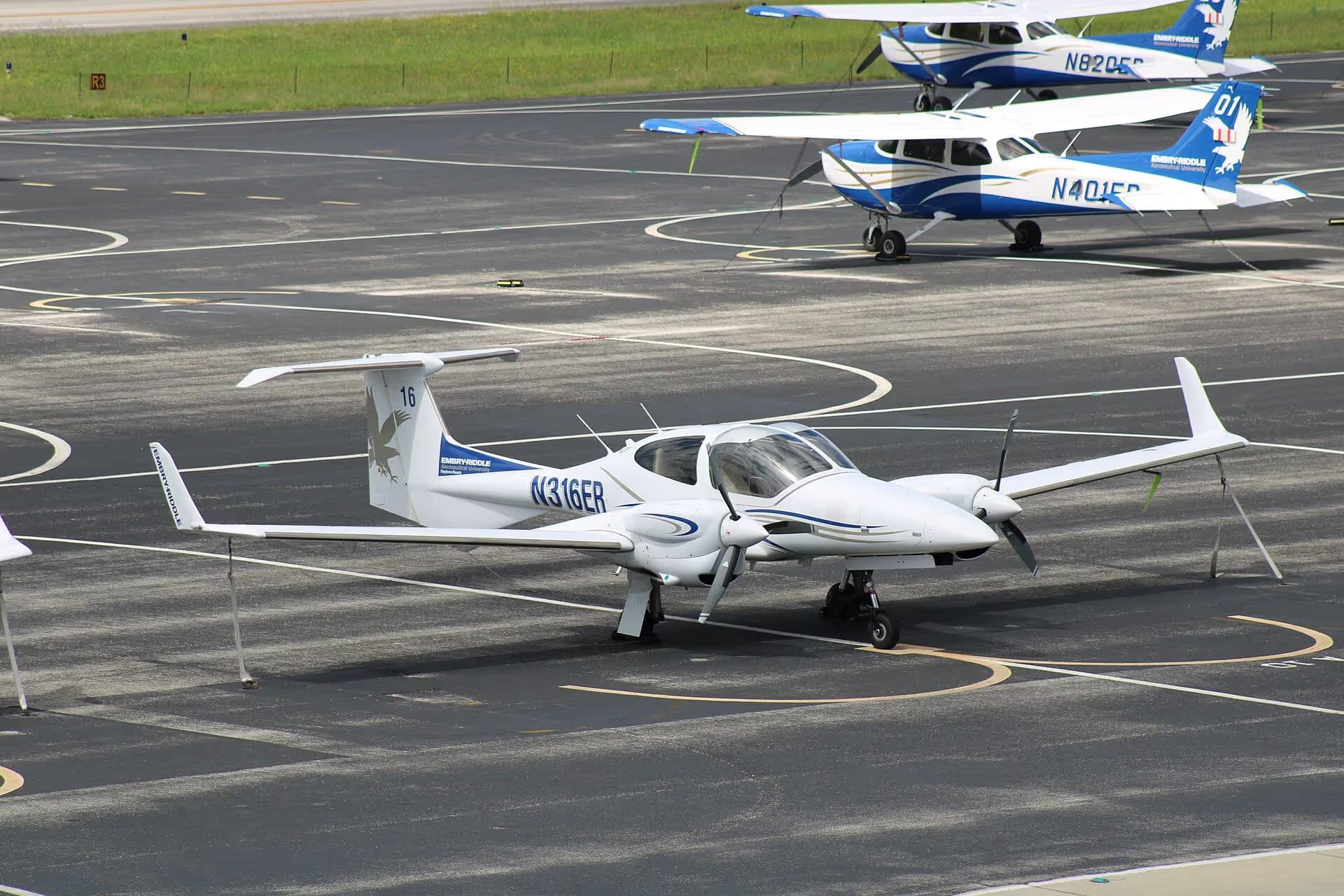 N316ER — Diamond