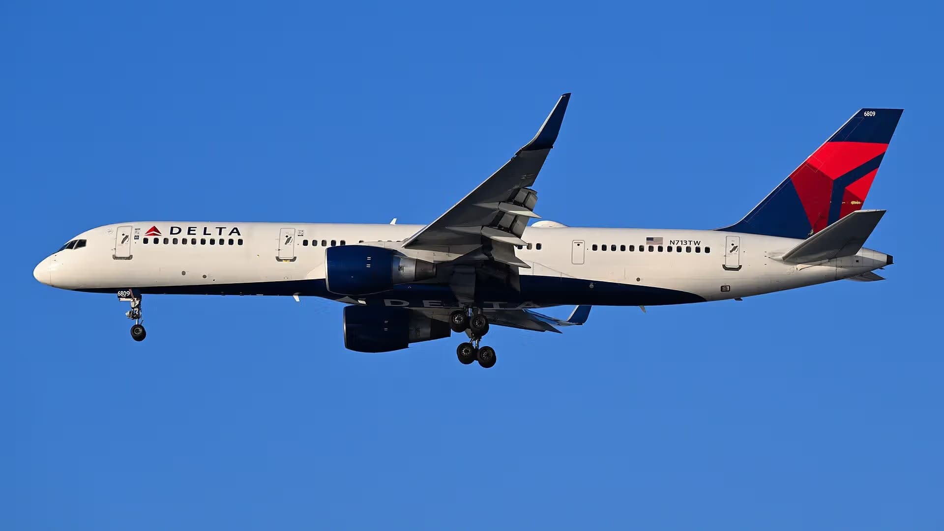 N713TW — Boeing