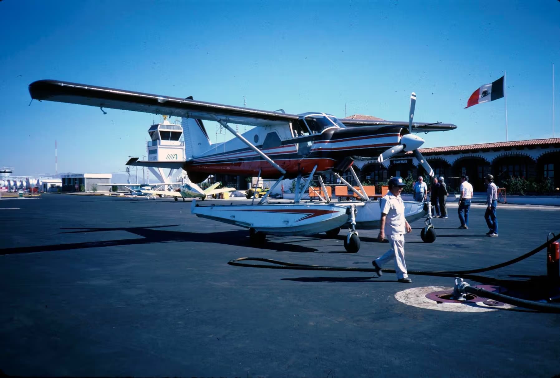N754 — De Havilland