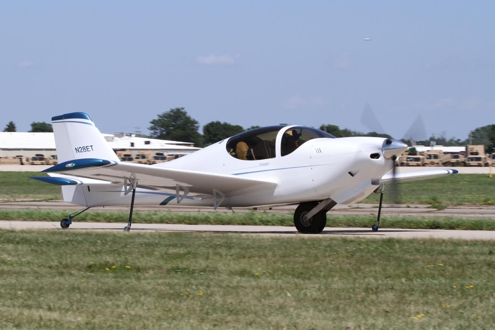 N28ET — Single-engine aircraft