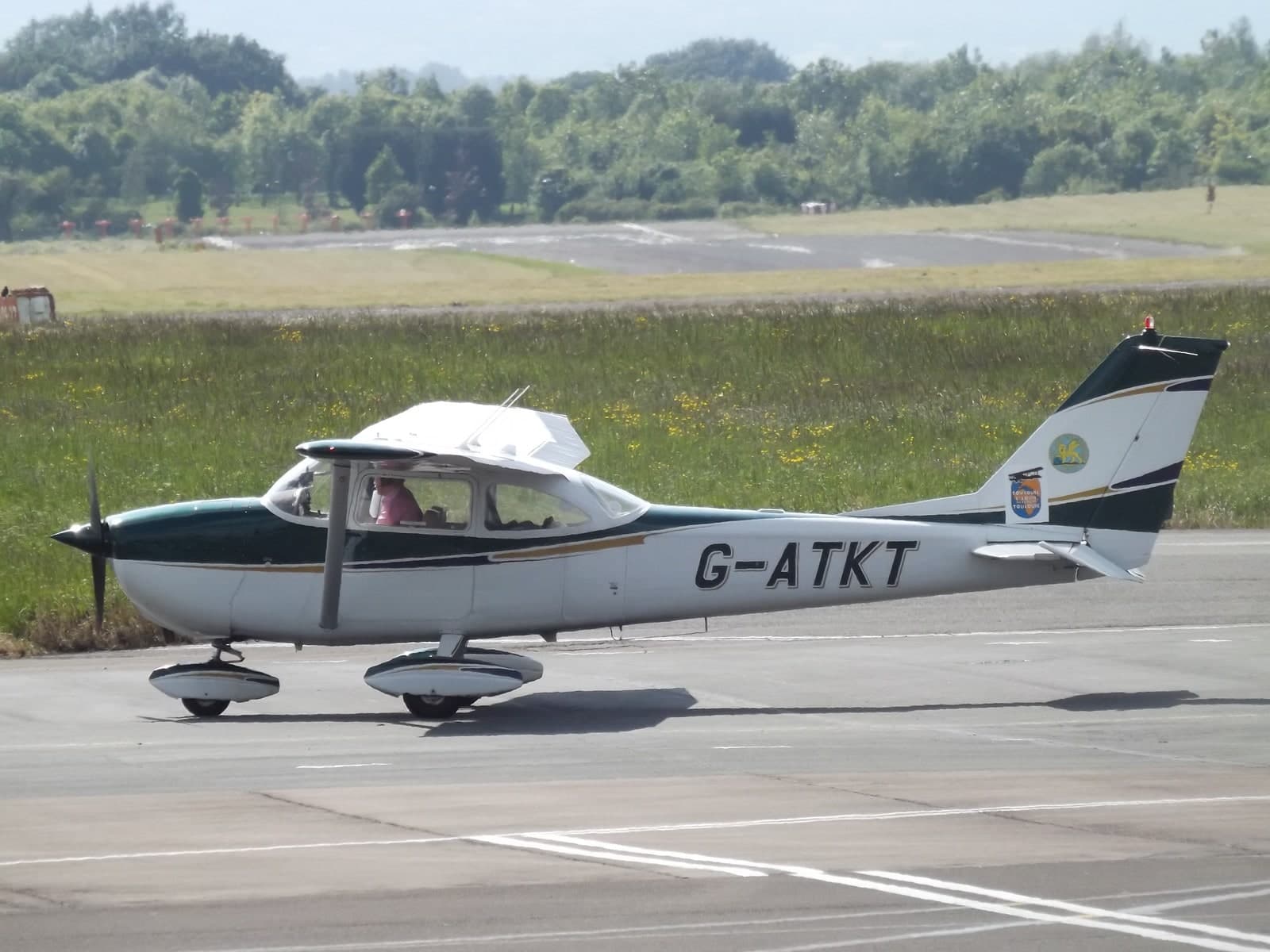 G-ATKT — Cessna