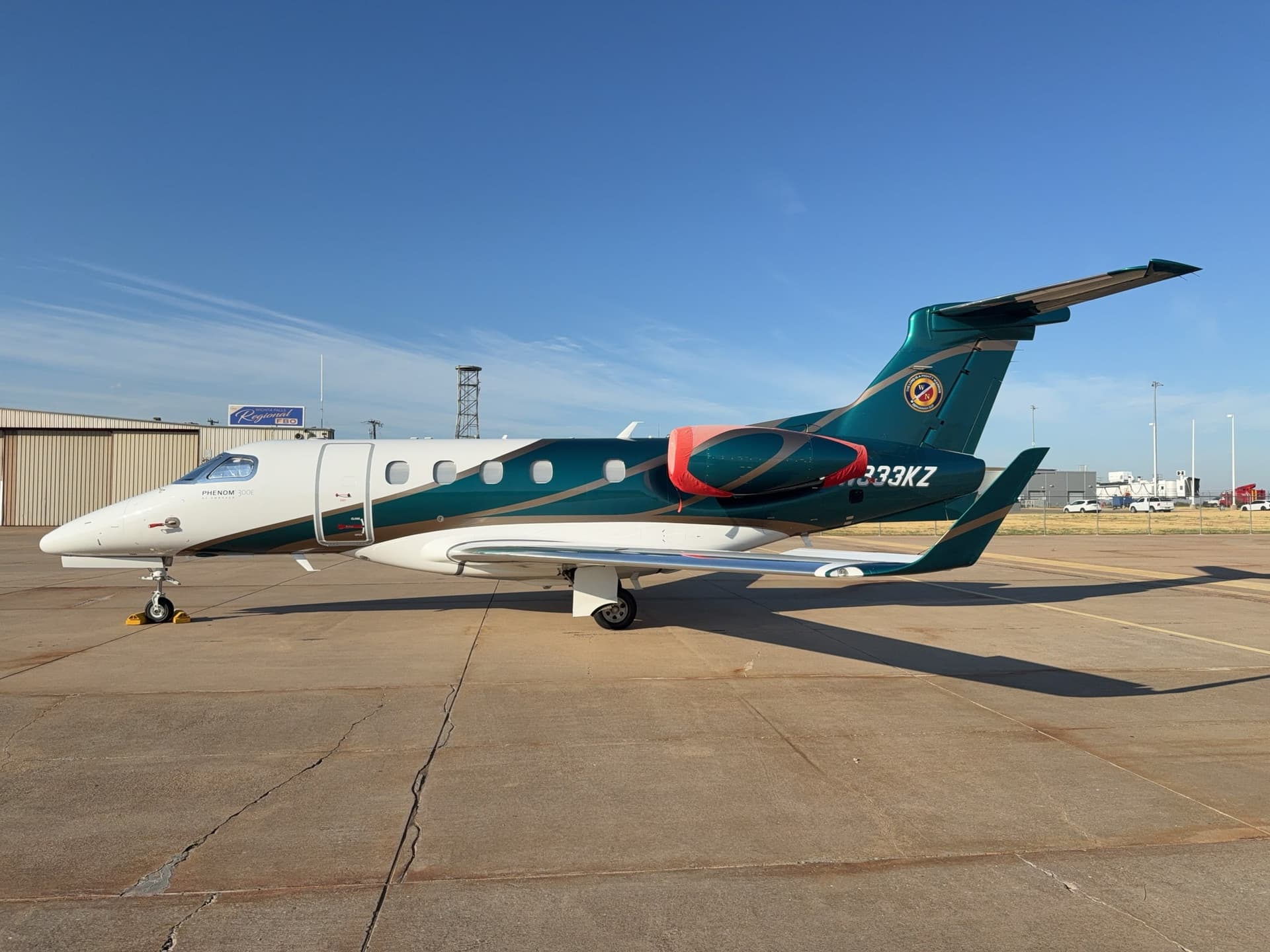 N333KZ — Embraer Phenom 300