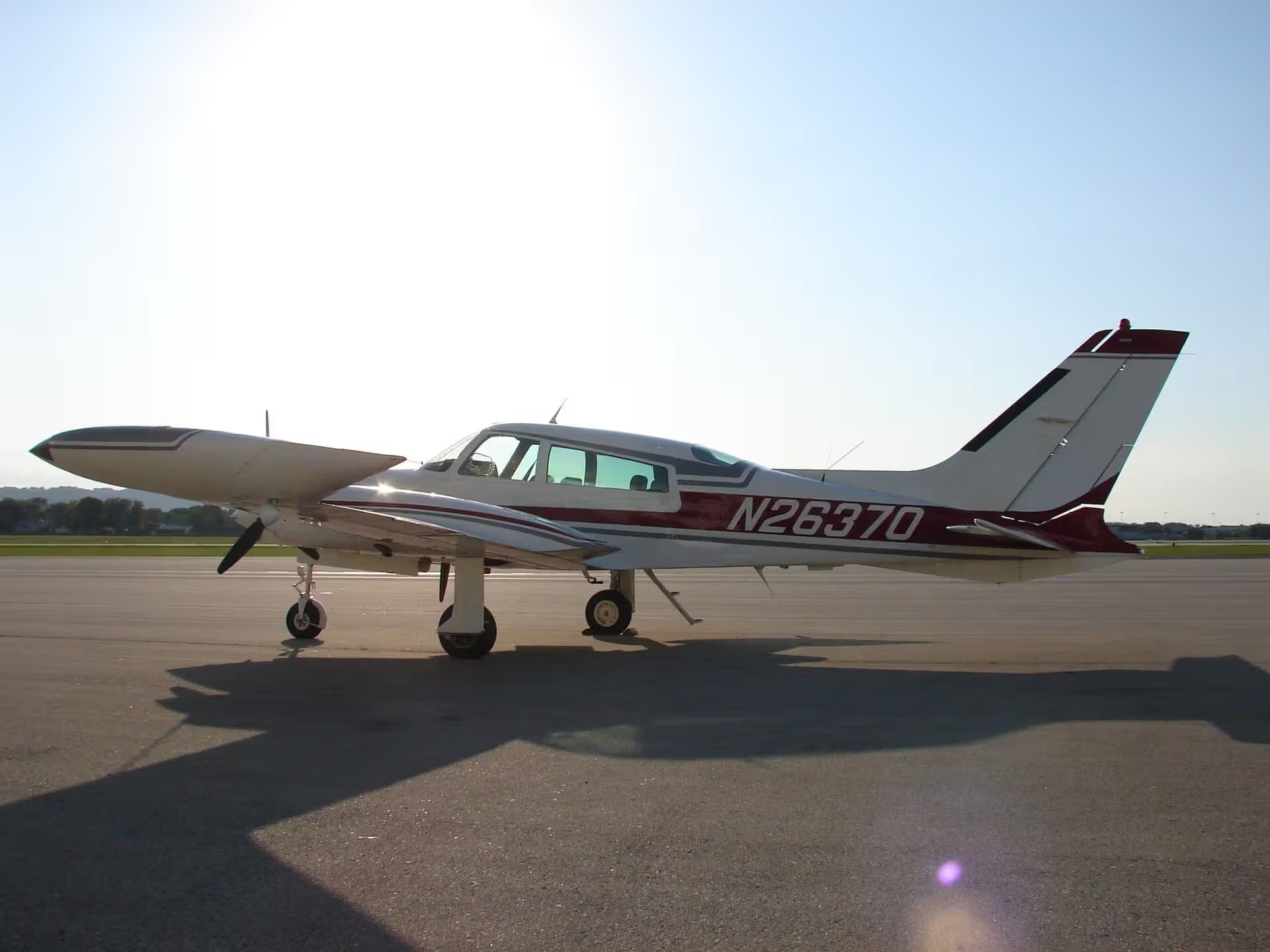 N26370 — Single-engine aircraft