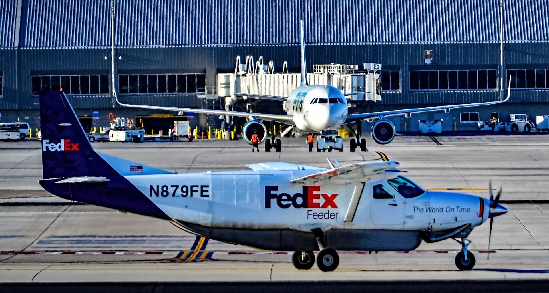N879FE — Cessna