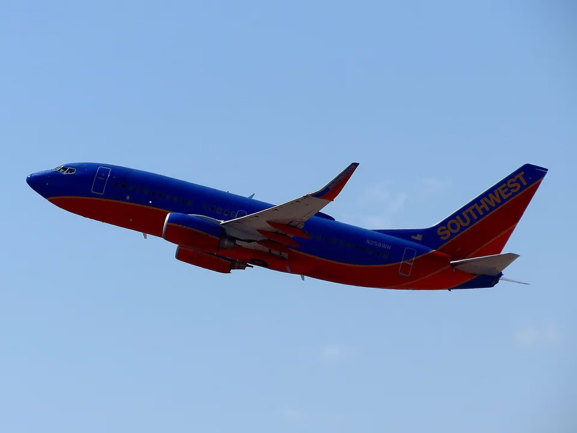 N258WN — Boeing