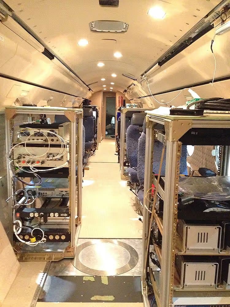 N677F — Aircraft