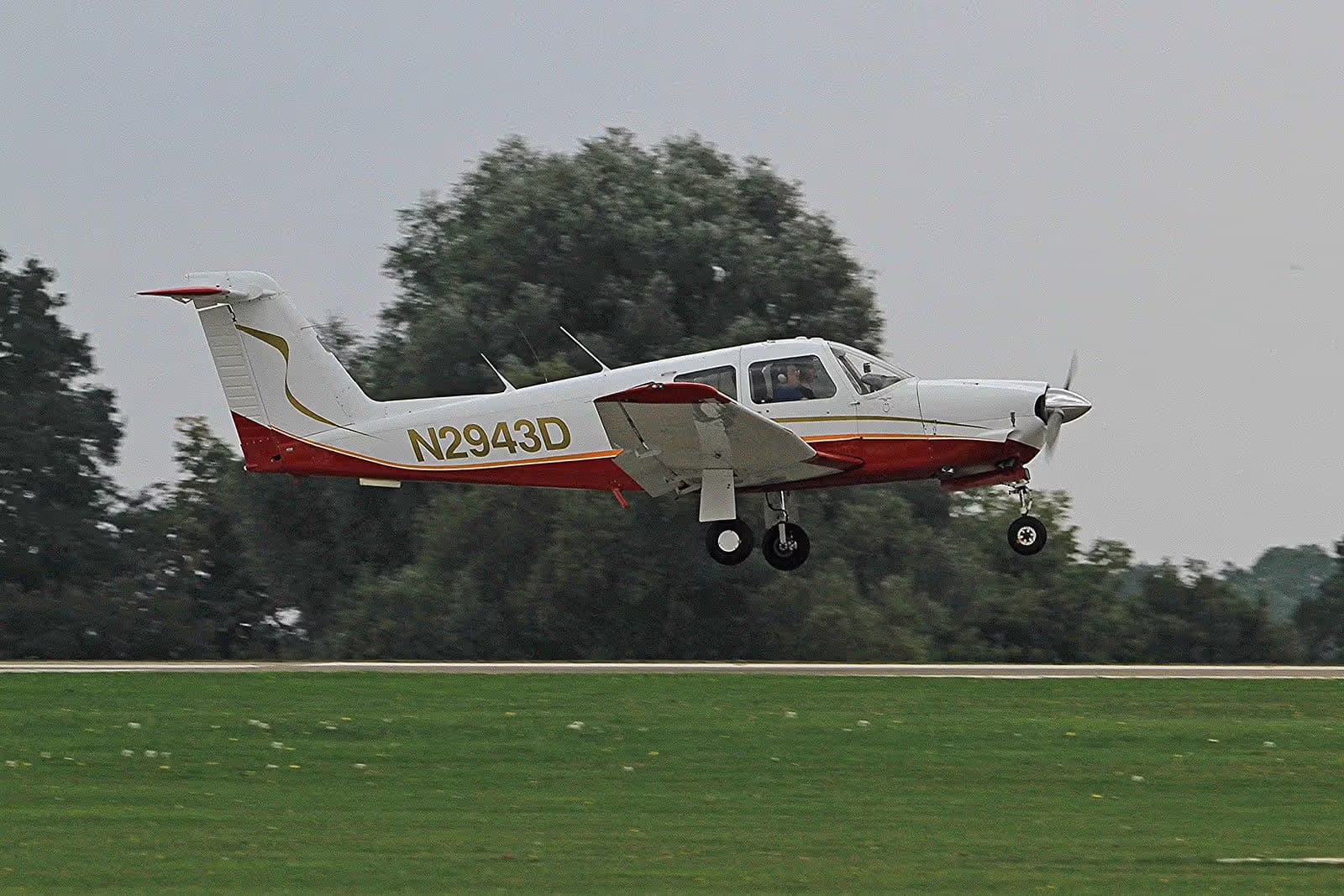 N2943D — Piper
