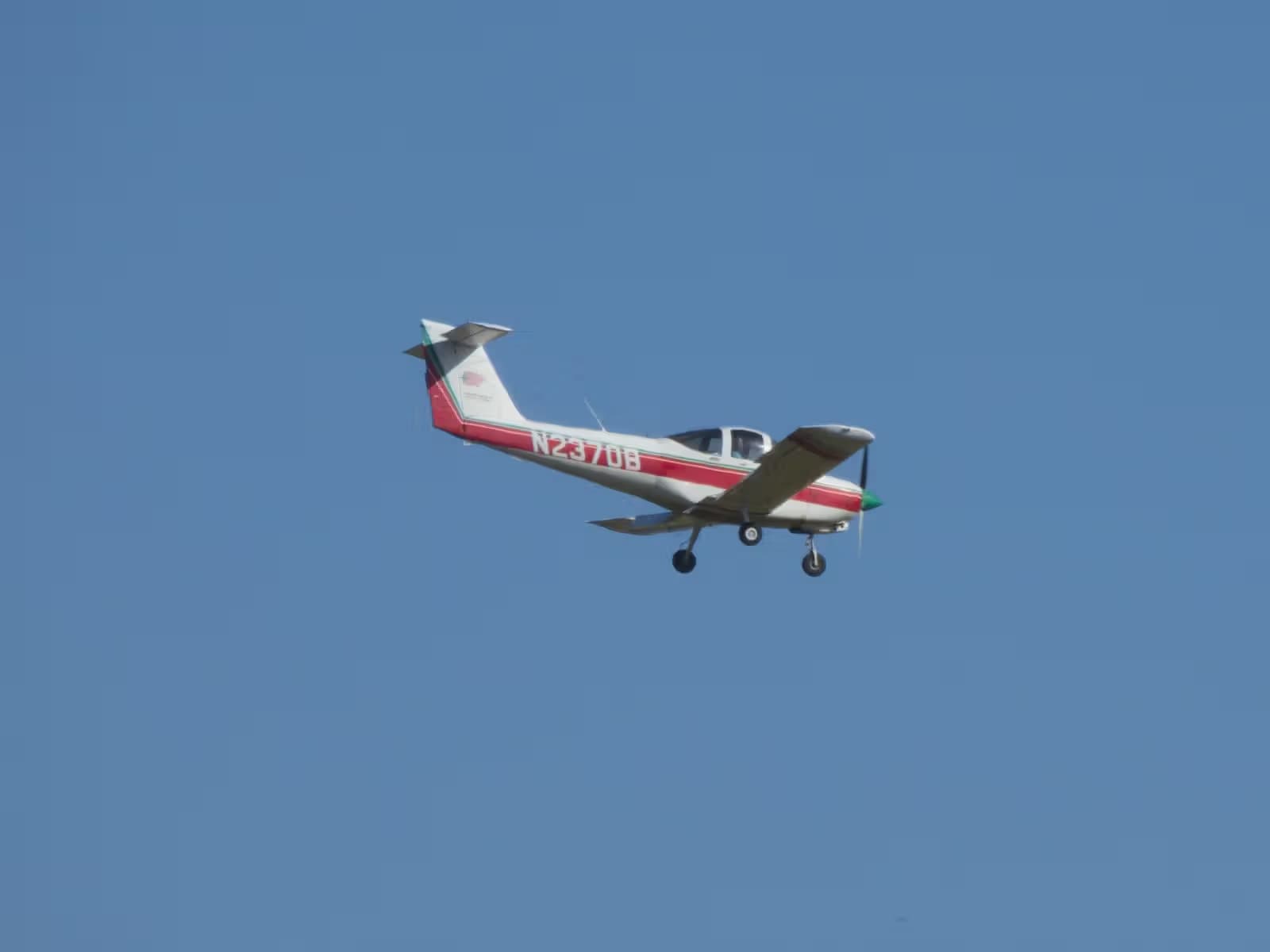N2370B — Piper