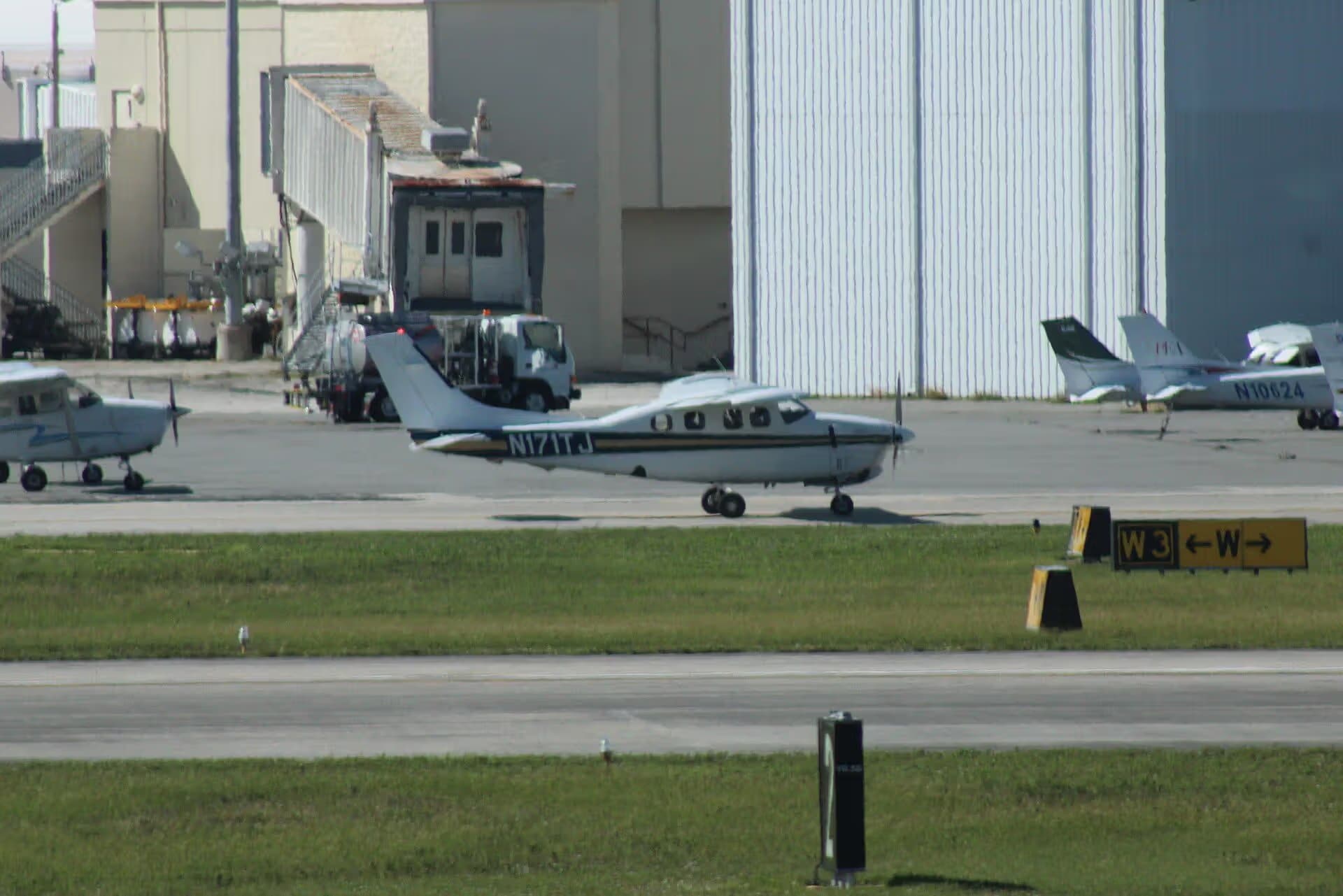 N171TJ — Single-engine aircraft