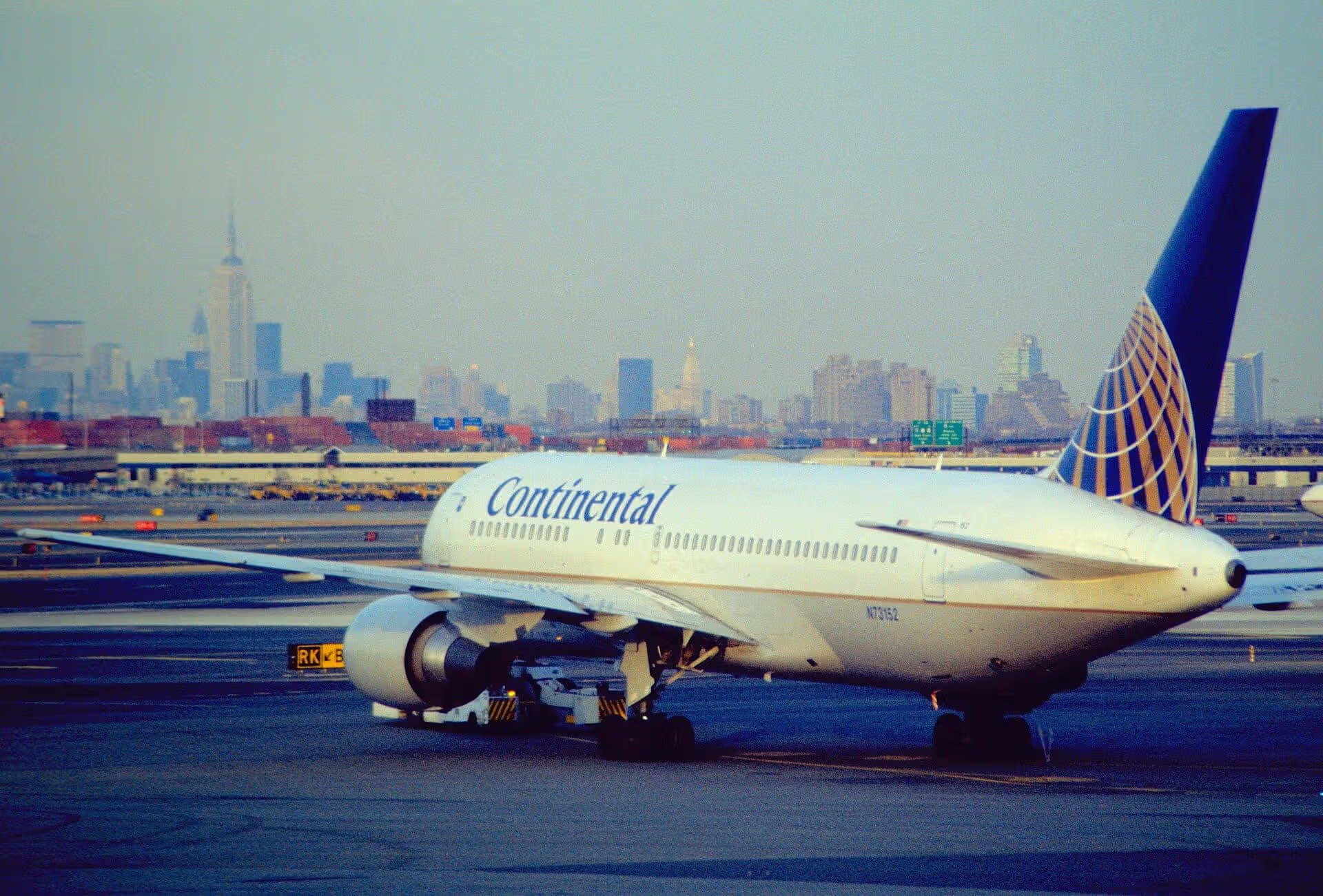N73152 — Boeing