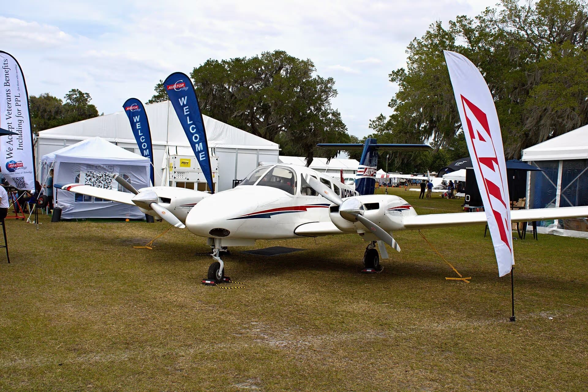 N828AT — Piper