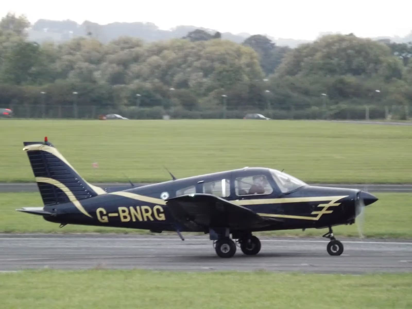 G-BNRG — Piper