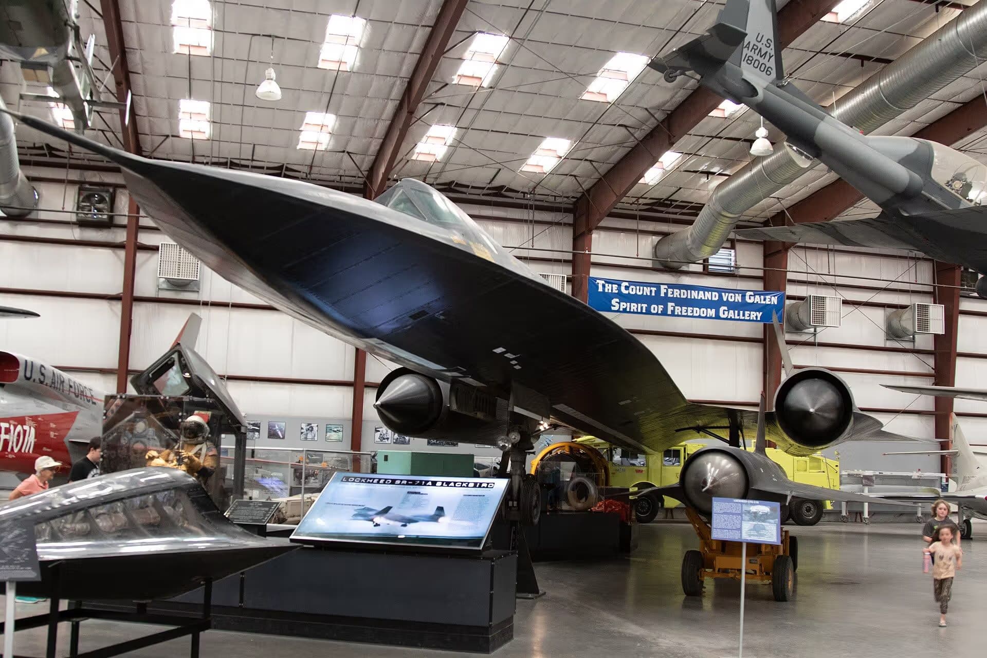 Unidentified — Lockheed