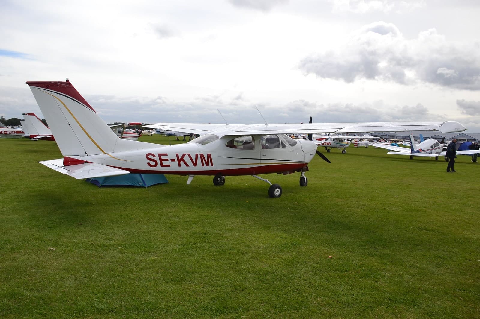 SE-KVM — Aircraft
