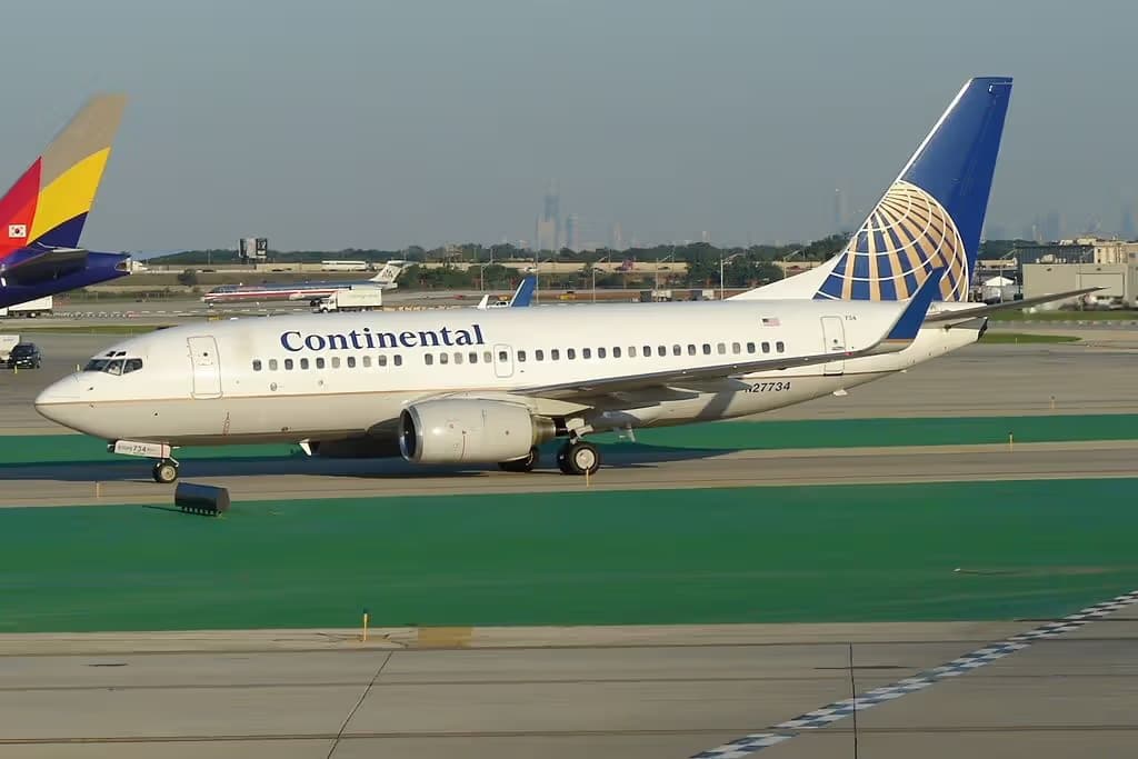 N27734 — Boeing