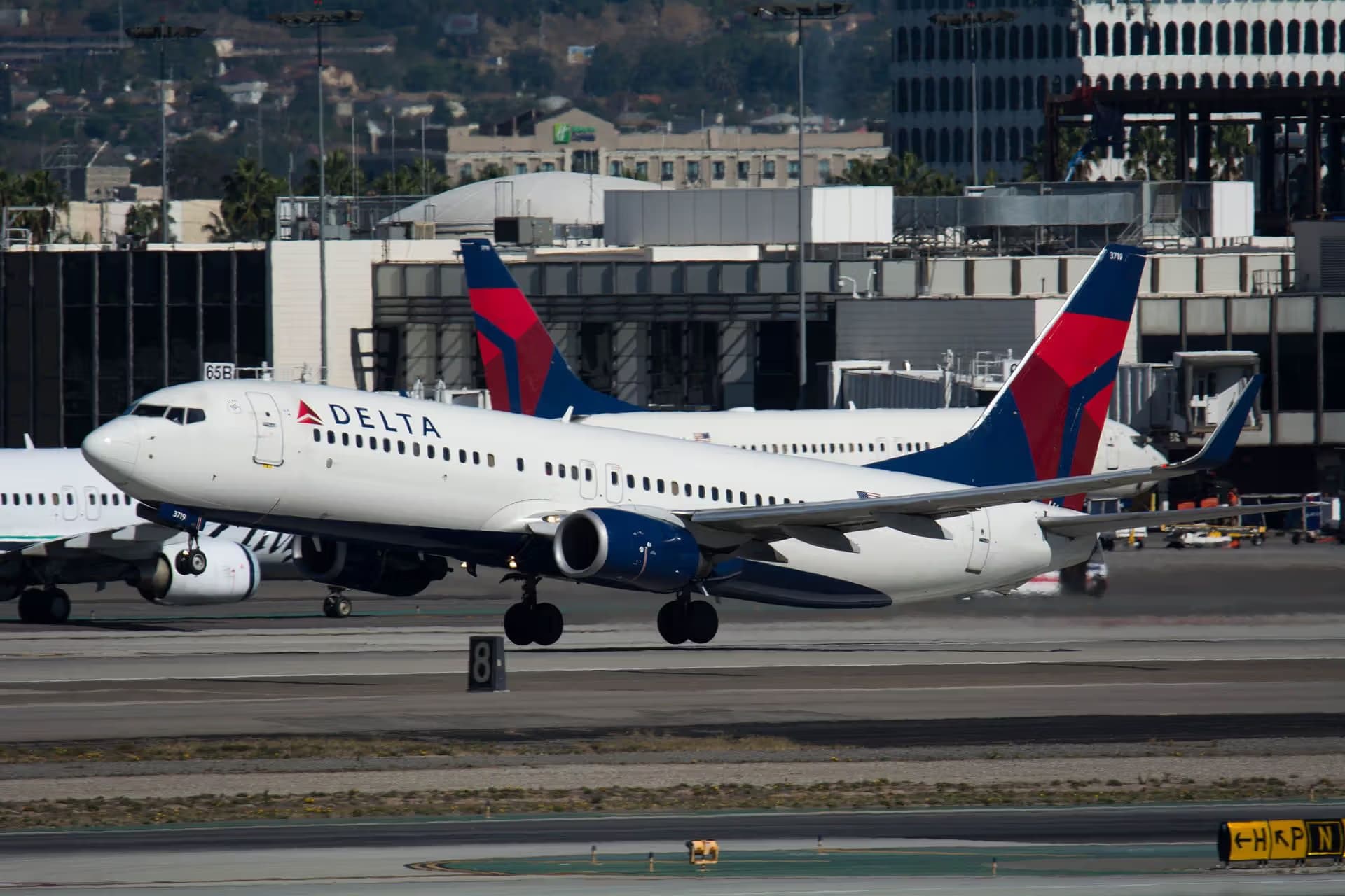 N389DA — Boeing